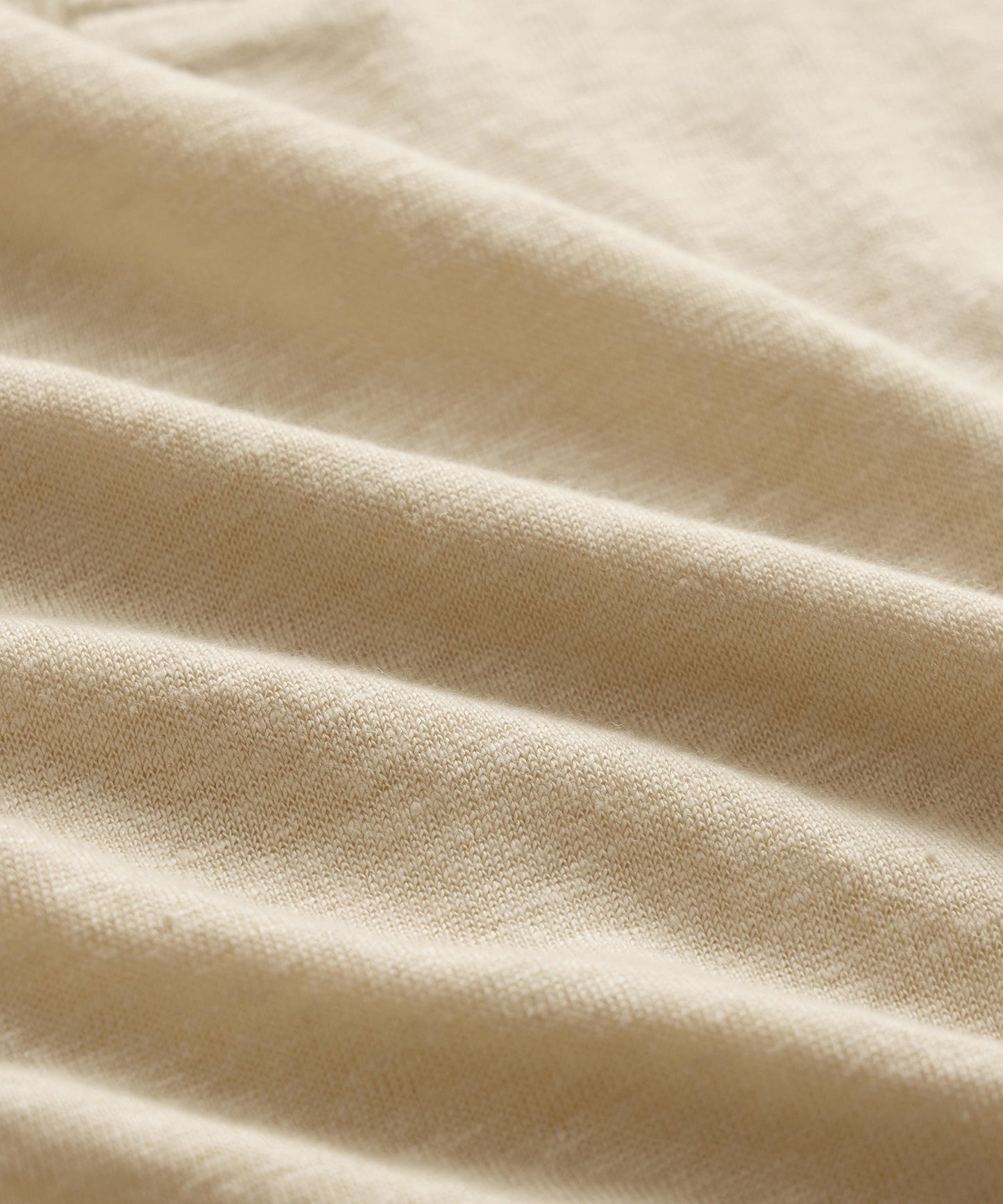 Todd Snyder Linen Henley in Sand Dollar Sand Dollar