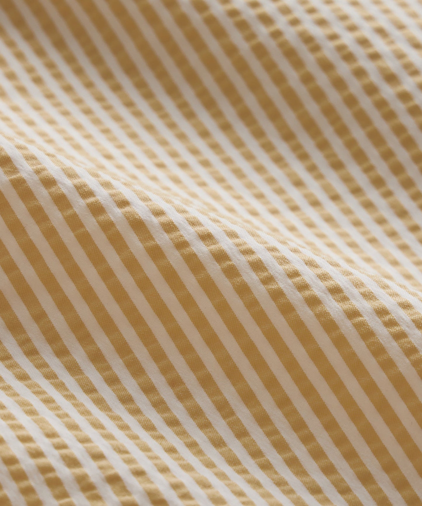 Todd Snyder 5" Seersucker Montauk Swim Trunk in Yellow Stripe Yellow