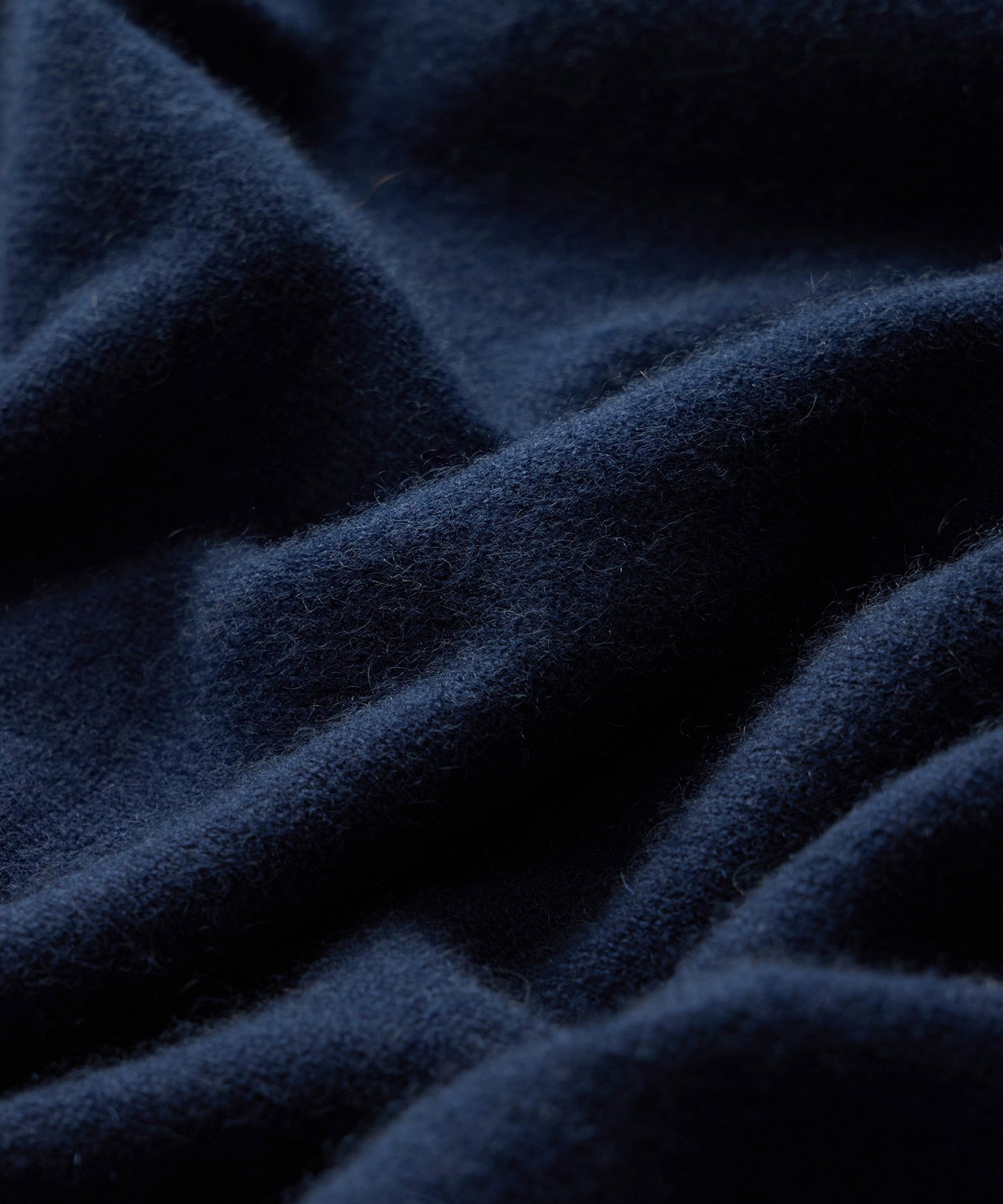 Todd Snyder Cashmere Turtleneck in Navy Navy