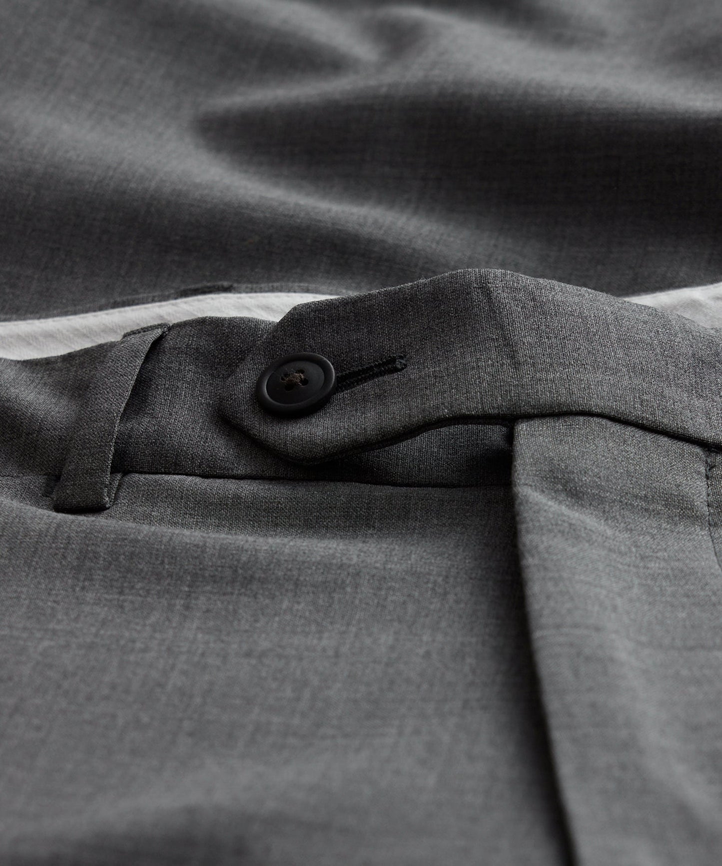Todd Snyder Italian Tropical Wool Sutton Trouser in Charcoal Grey