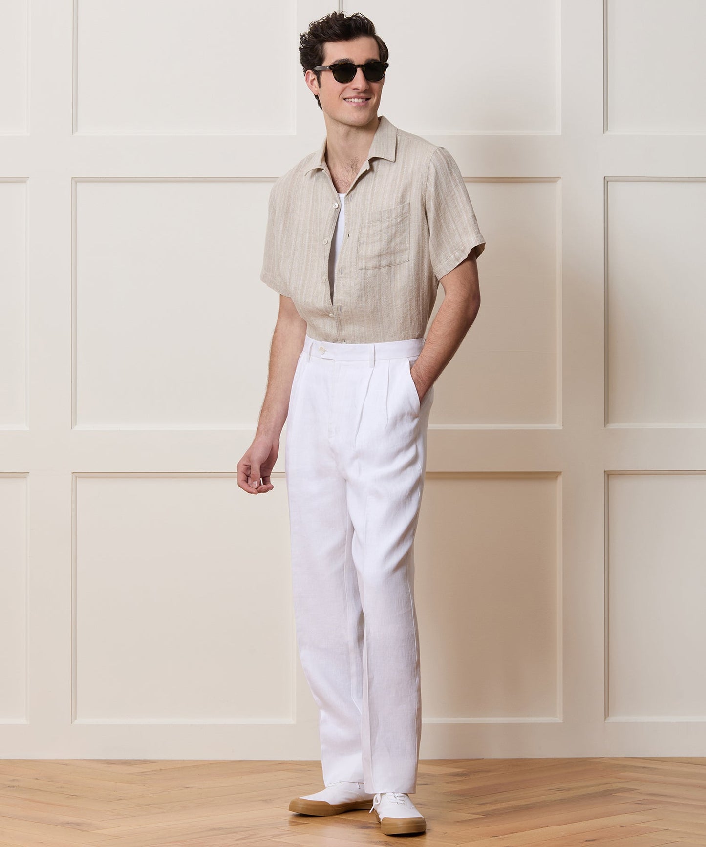 Todd Snyder Cropped Linen Camp Collar Shirt in Desert Beige Desert Beige