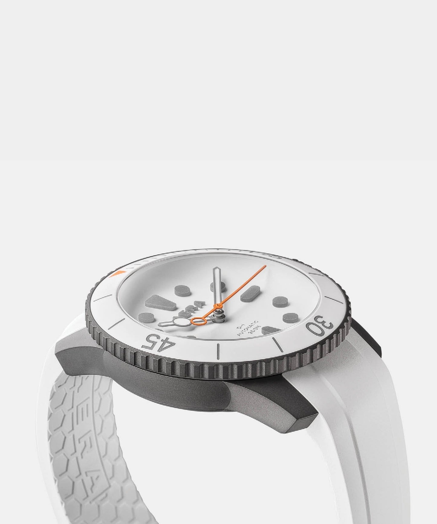Todd Snyder Todd Snyder X AERA D-1 Diver Watch White