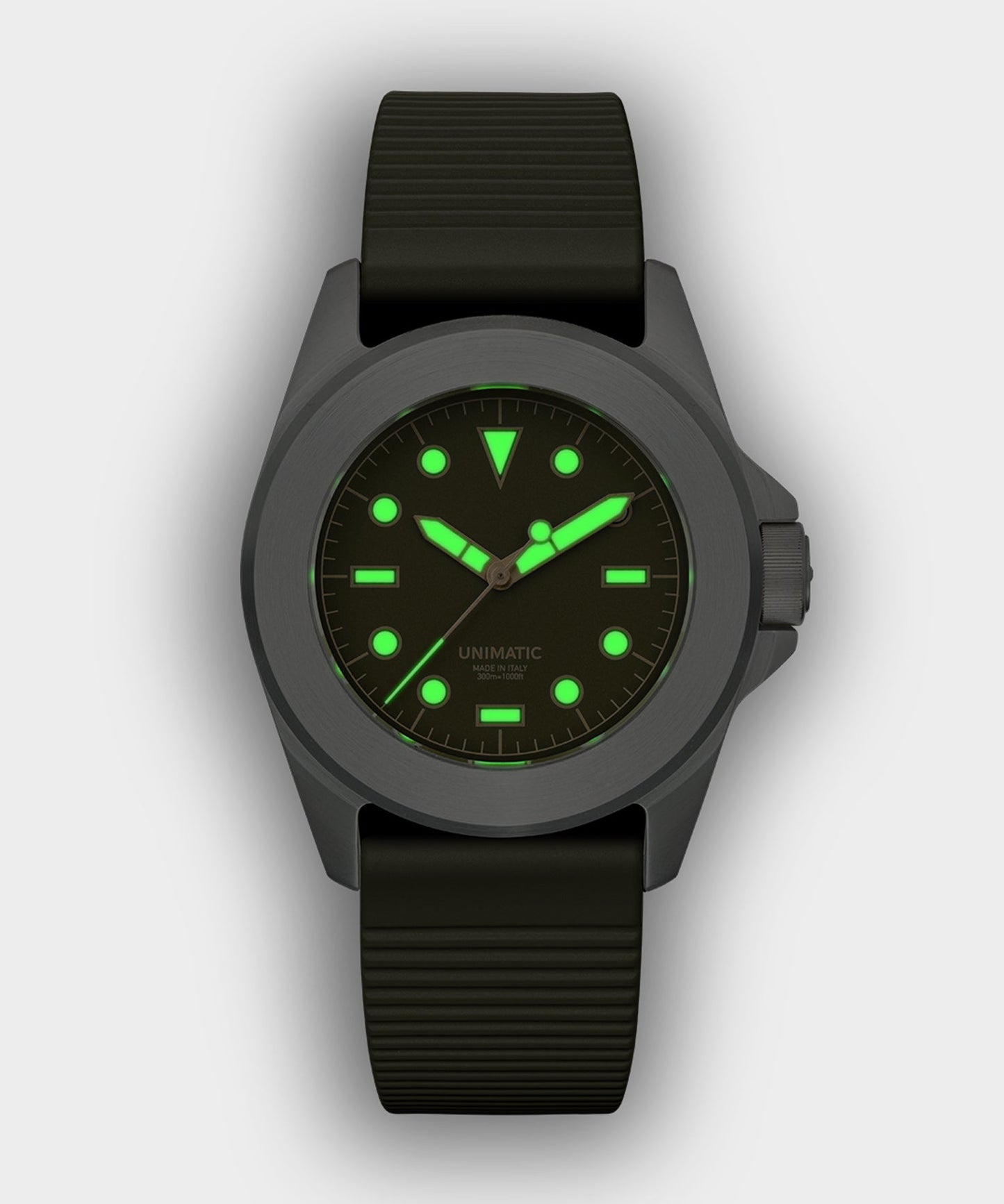 Todd Snyder Unimatic U4S Classic Military Watch in Olive with silver dial Olive