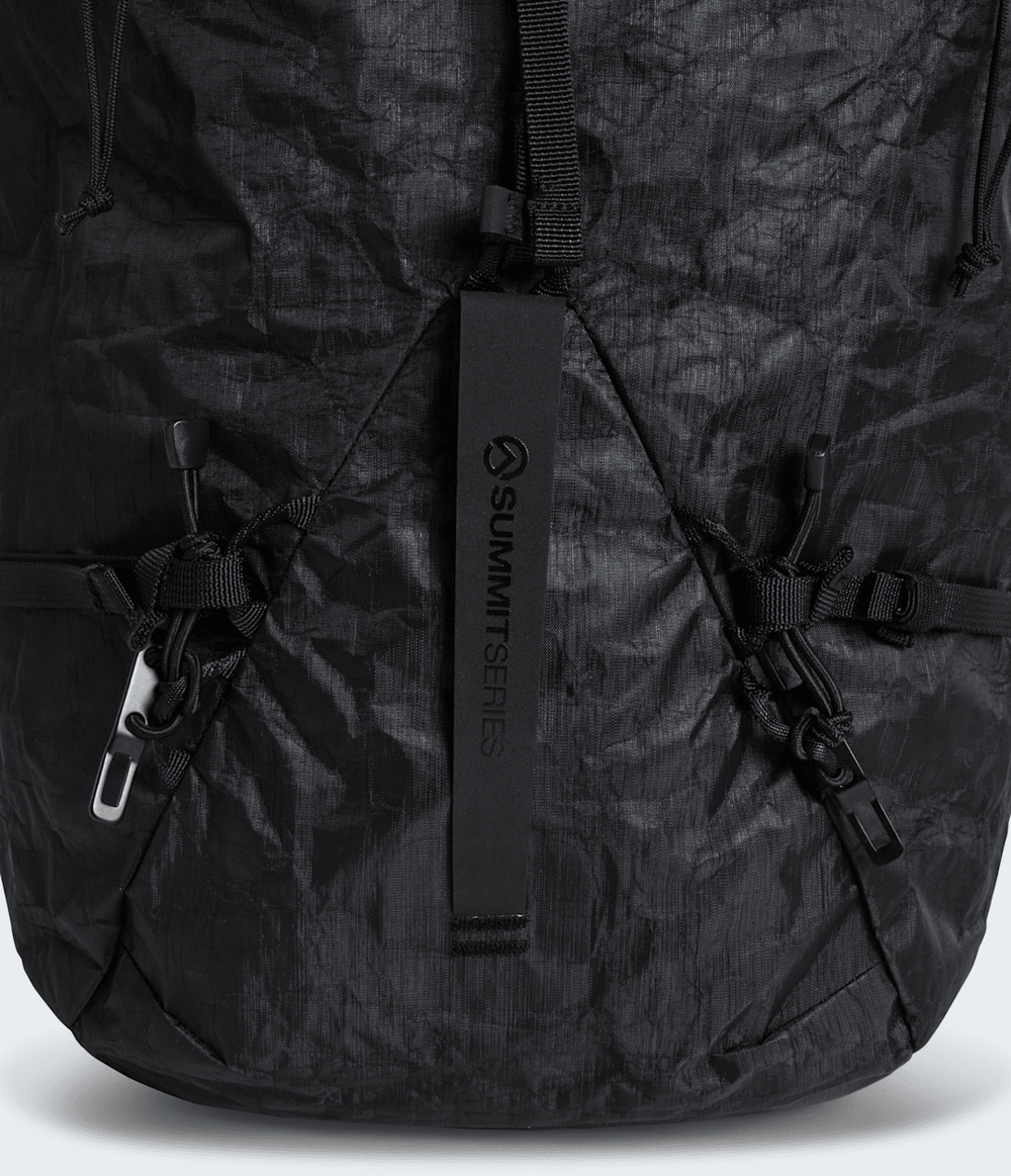 The North Face | Summit Series AMK 25L Pack