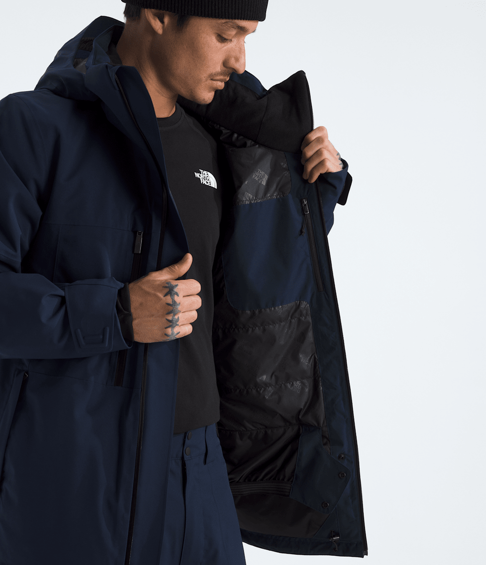 The North Face | Men’s Chakal Jacket