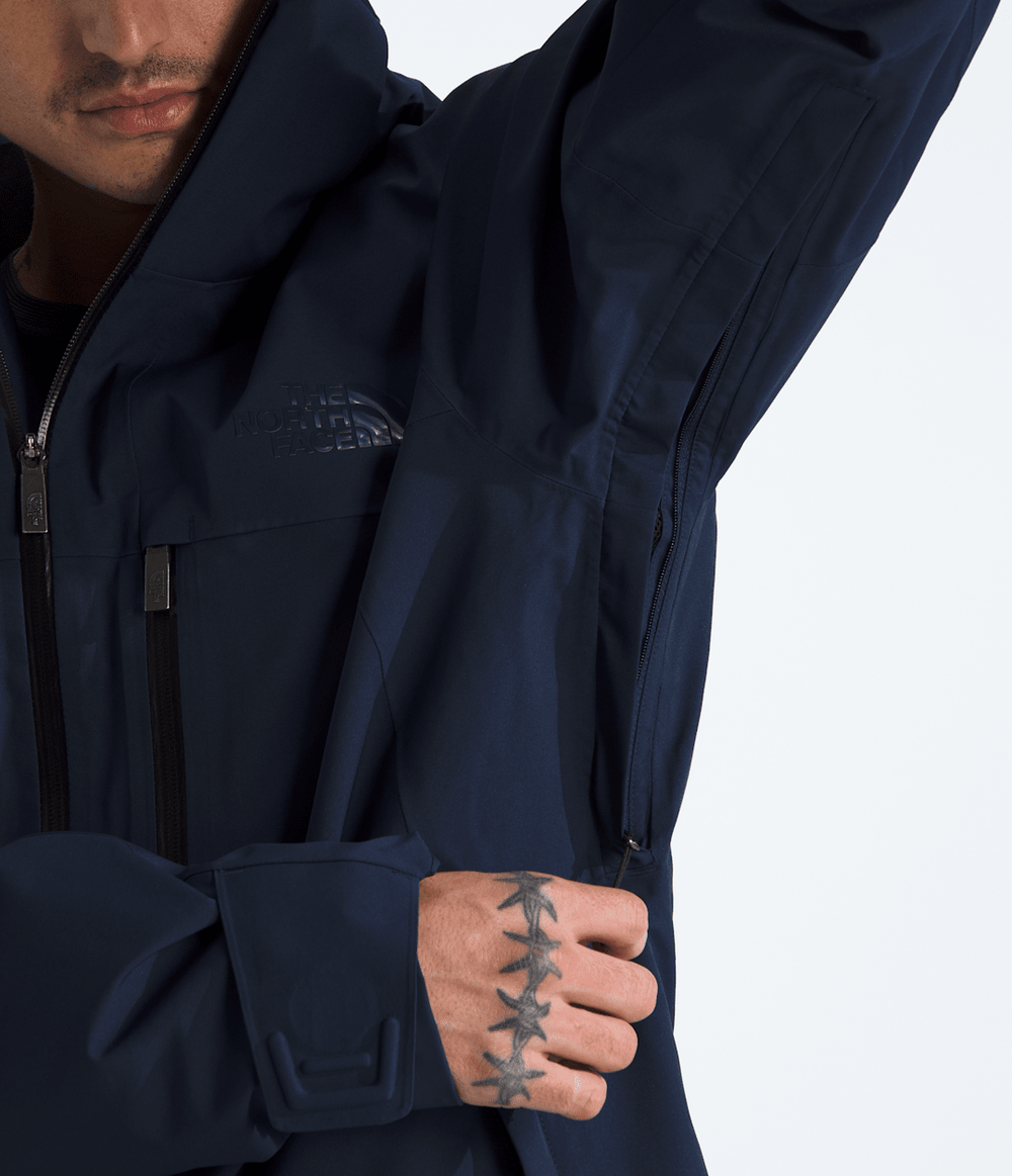 The North Face | Men’s Chakal Jacket