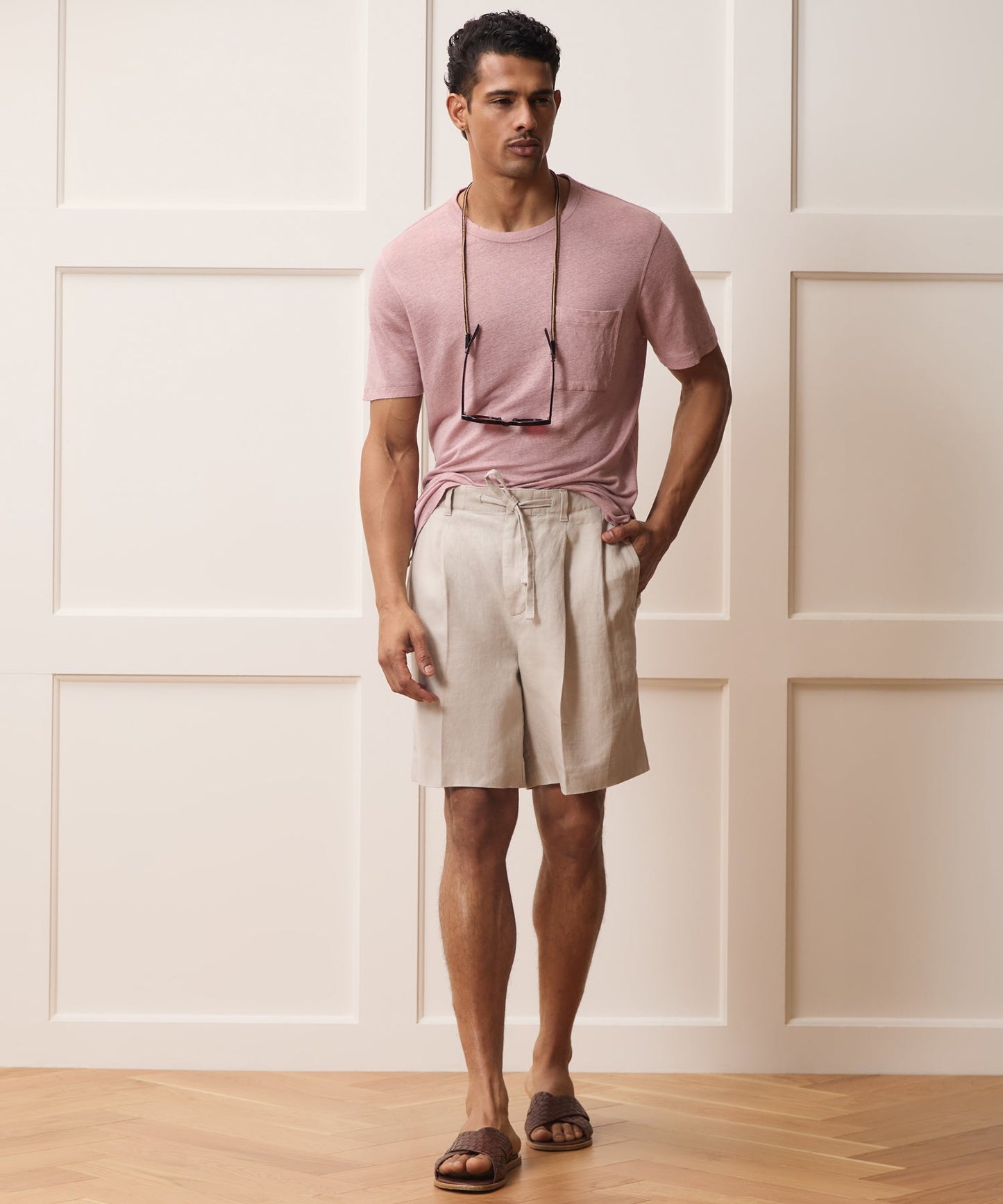 Todd Snyder 8" Mylos Short in Khaki Khaki