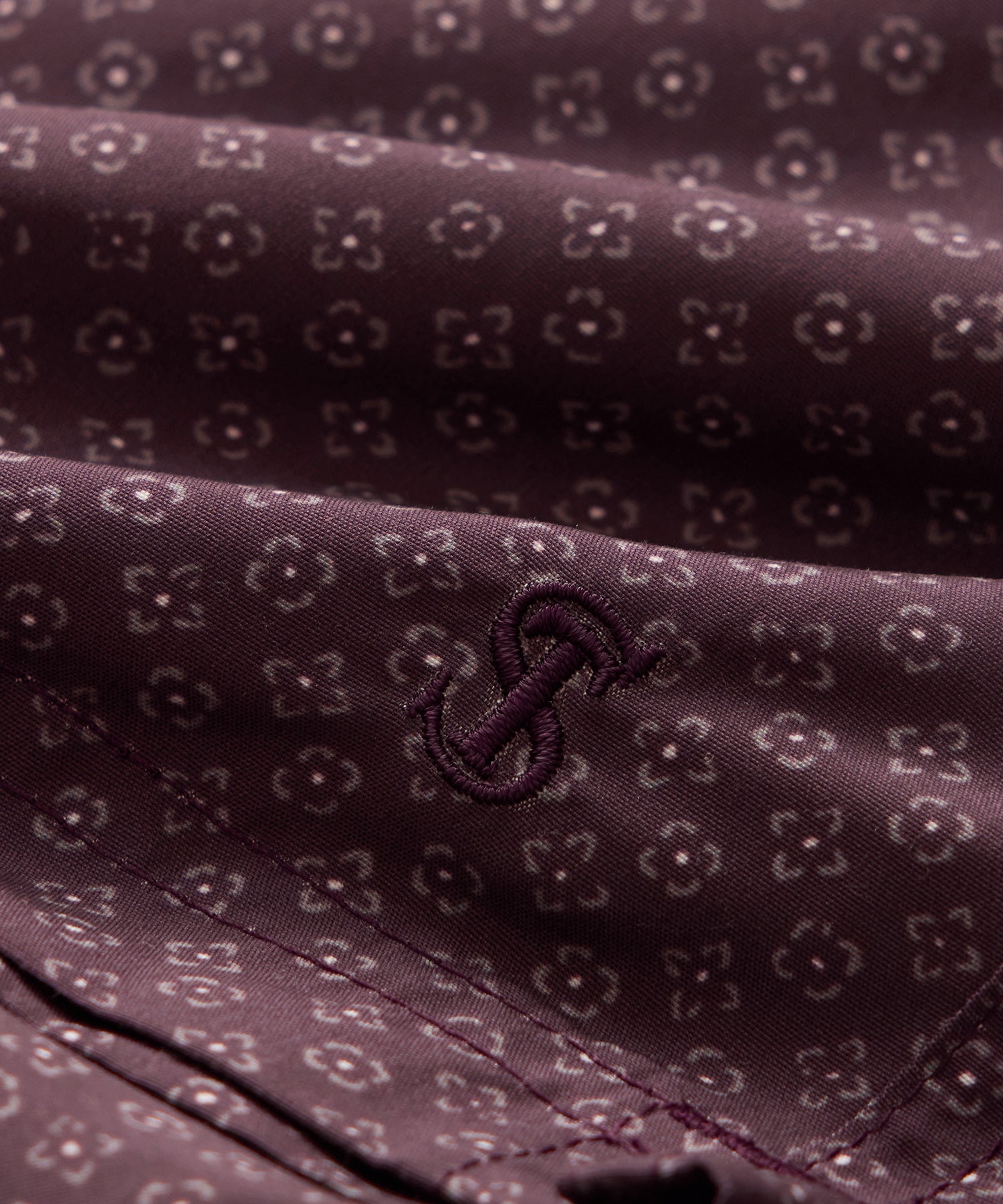 Todd Snyder 5" Montauk Swim Trunk in Merlot Merlot Geo
