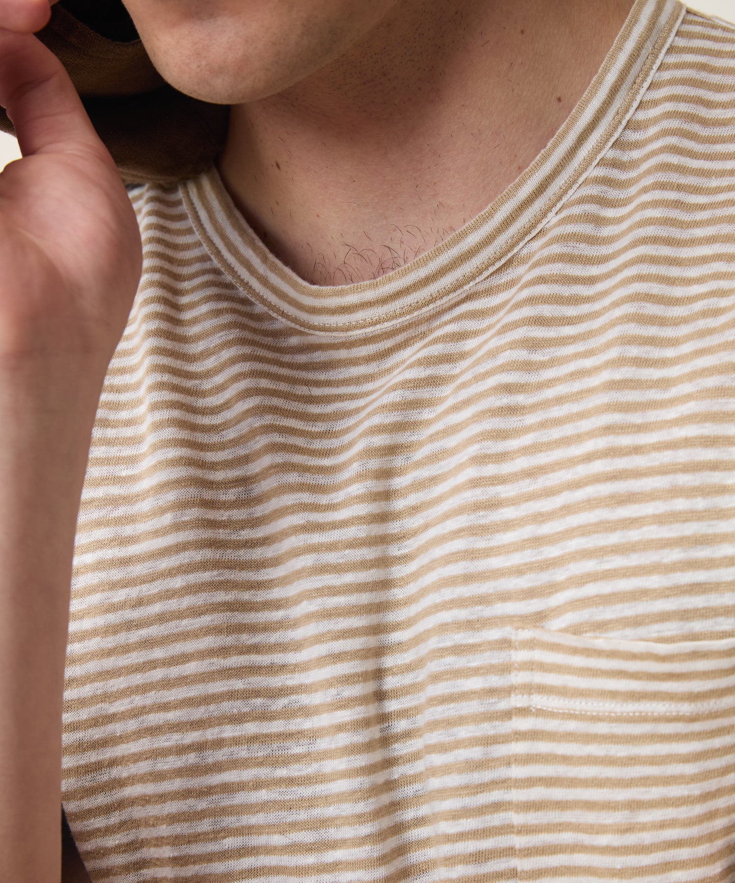 Todd Snyder Linen Pocket Tee in Beach Walk Stripe Beach Walk