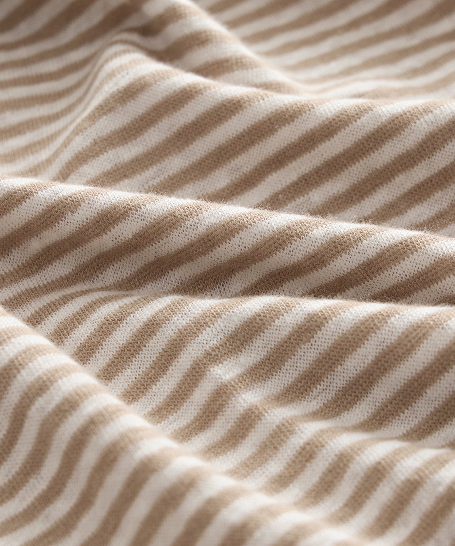 Todd Snyder Linen Pocket Tee in Beach Walk Stripe Beach Walk
