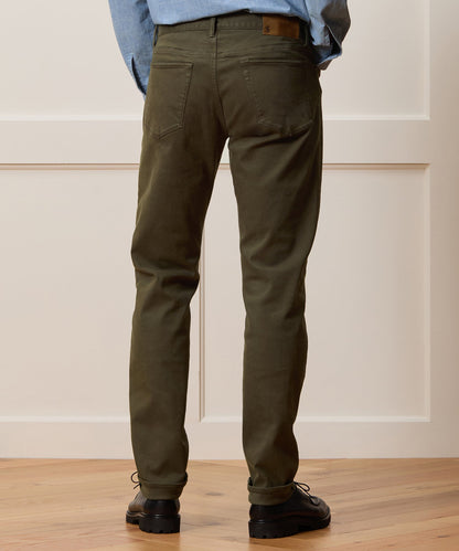 Todd Snyder Slim Garment-Dyed 5-Pocket Chino in Olive Vine Olive Vine