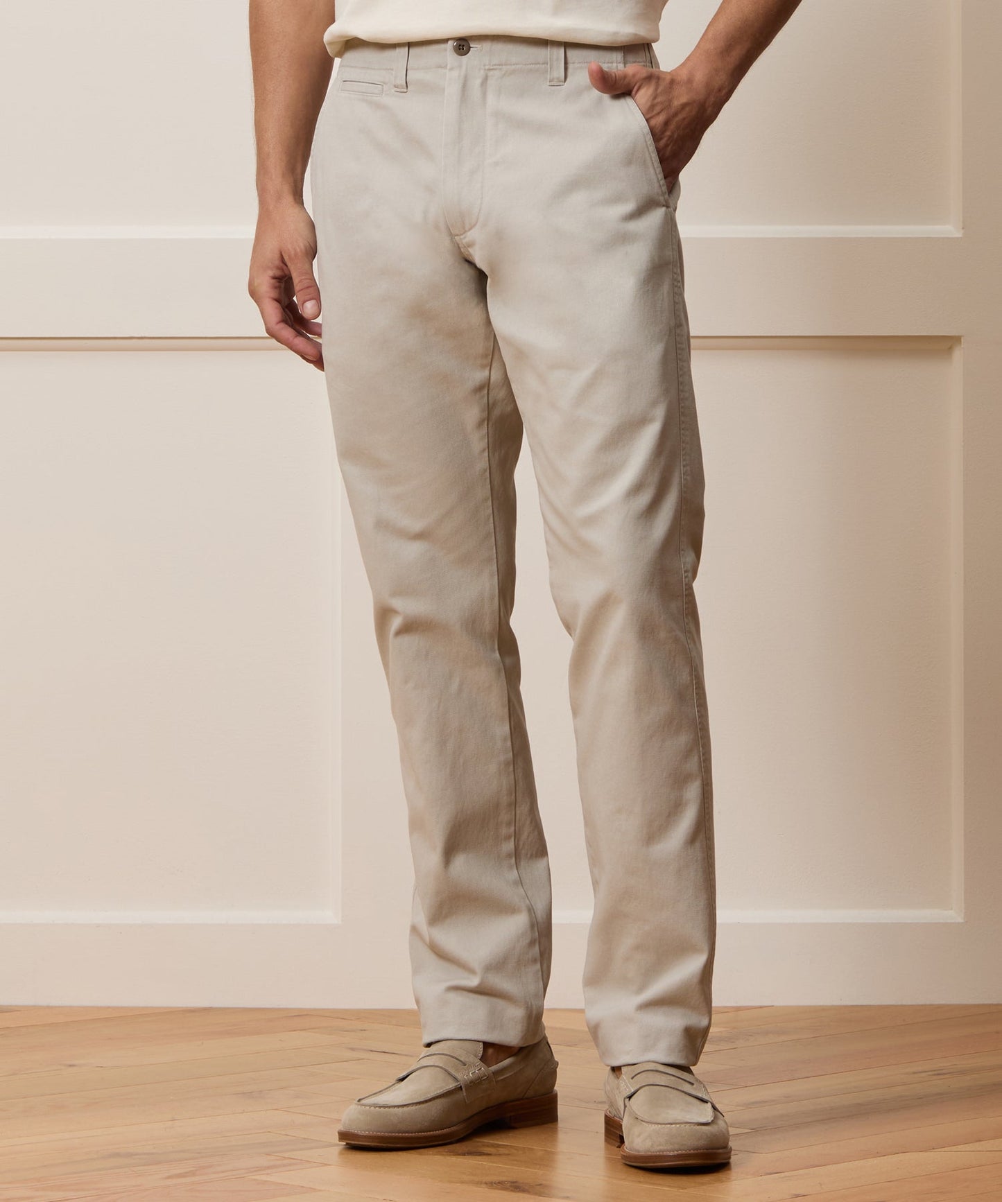 Todd Snyder Straight Fit Favorite Chino in Stone Stone