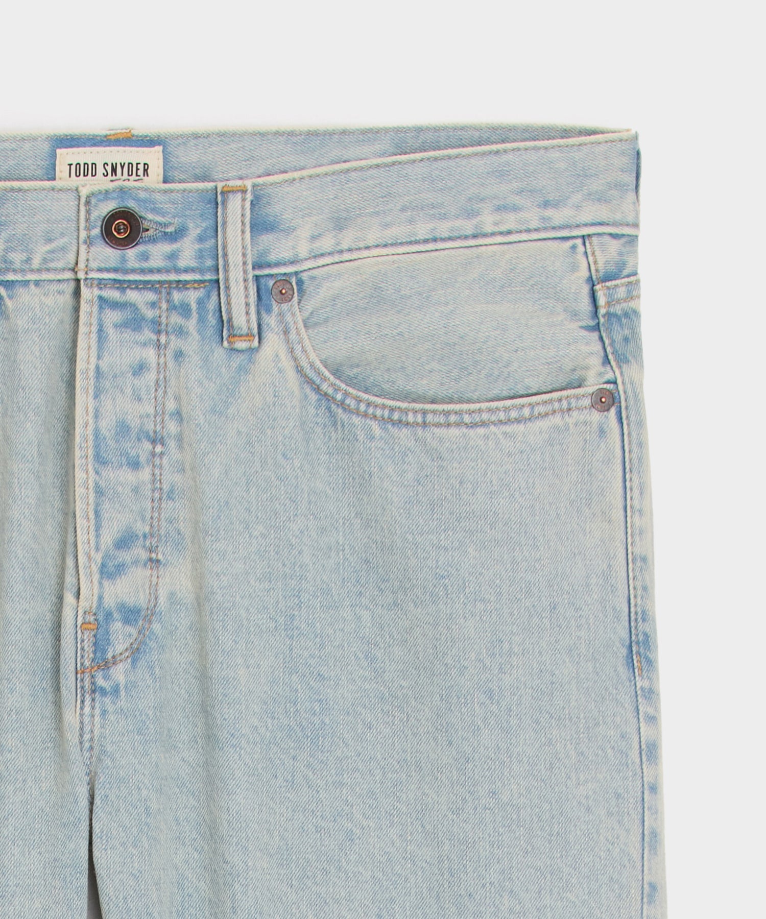 Todd Snyder Slim Selvedge Jean in Faded Light Indigo Light Indigo