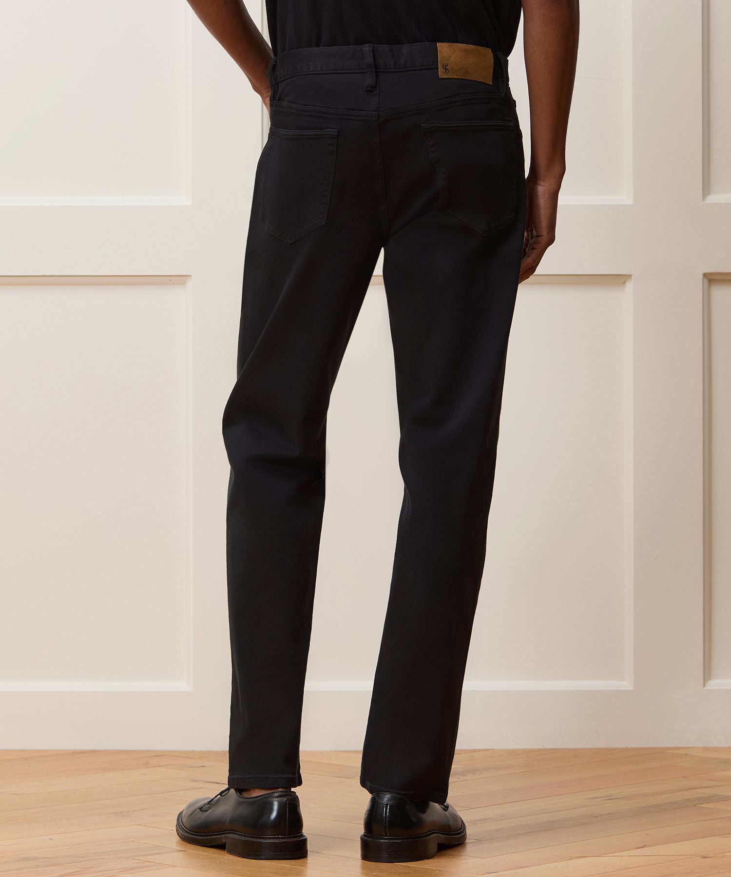 Todd Snyder Vintage Straight Garment-Dyed 5-Pocket Chino in Black Black