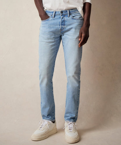 Todd Snyder Slim Japanese Selvedge Stretch Jean in Light Indigo Light Indigo