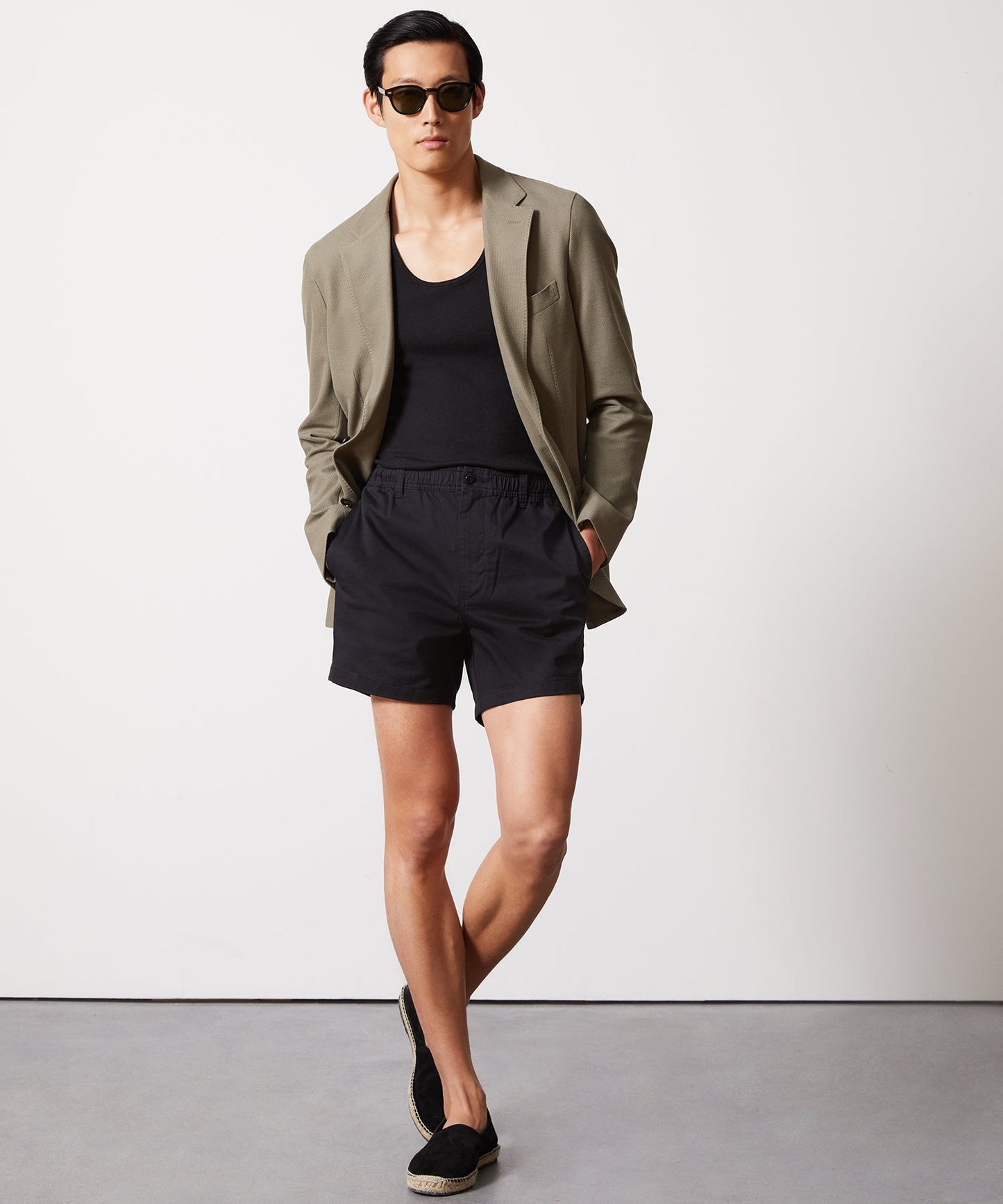 Todd Snyder 5" Cotton Beachcomber Short in Black Black