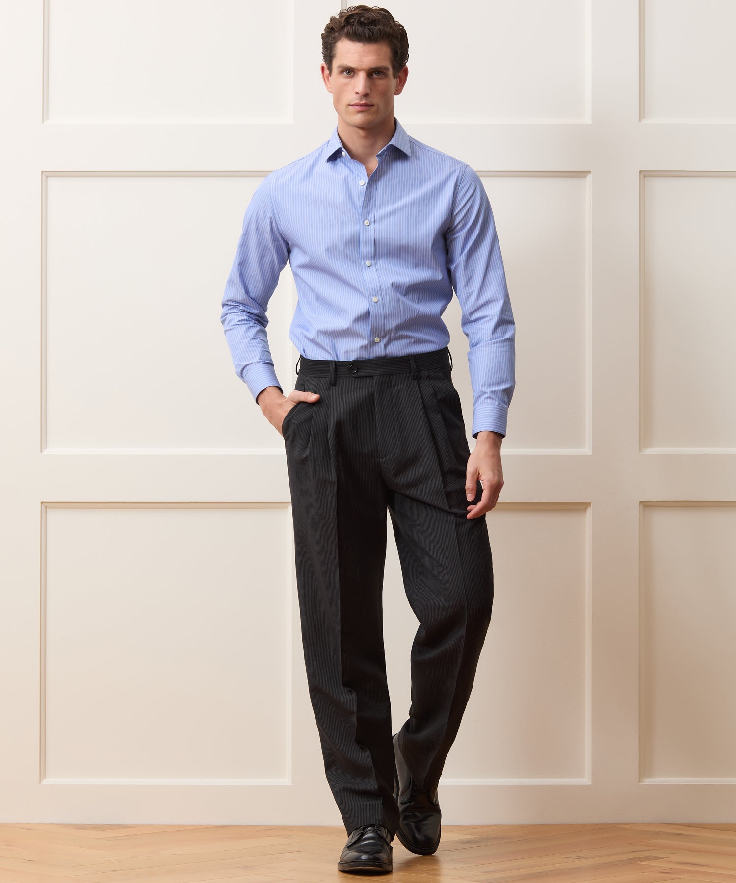 Todd Snyder Italian Striped Linen Wythe Trouser in Black Stripe Black