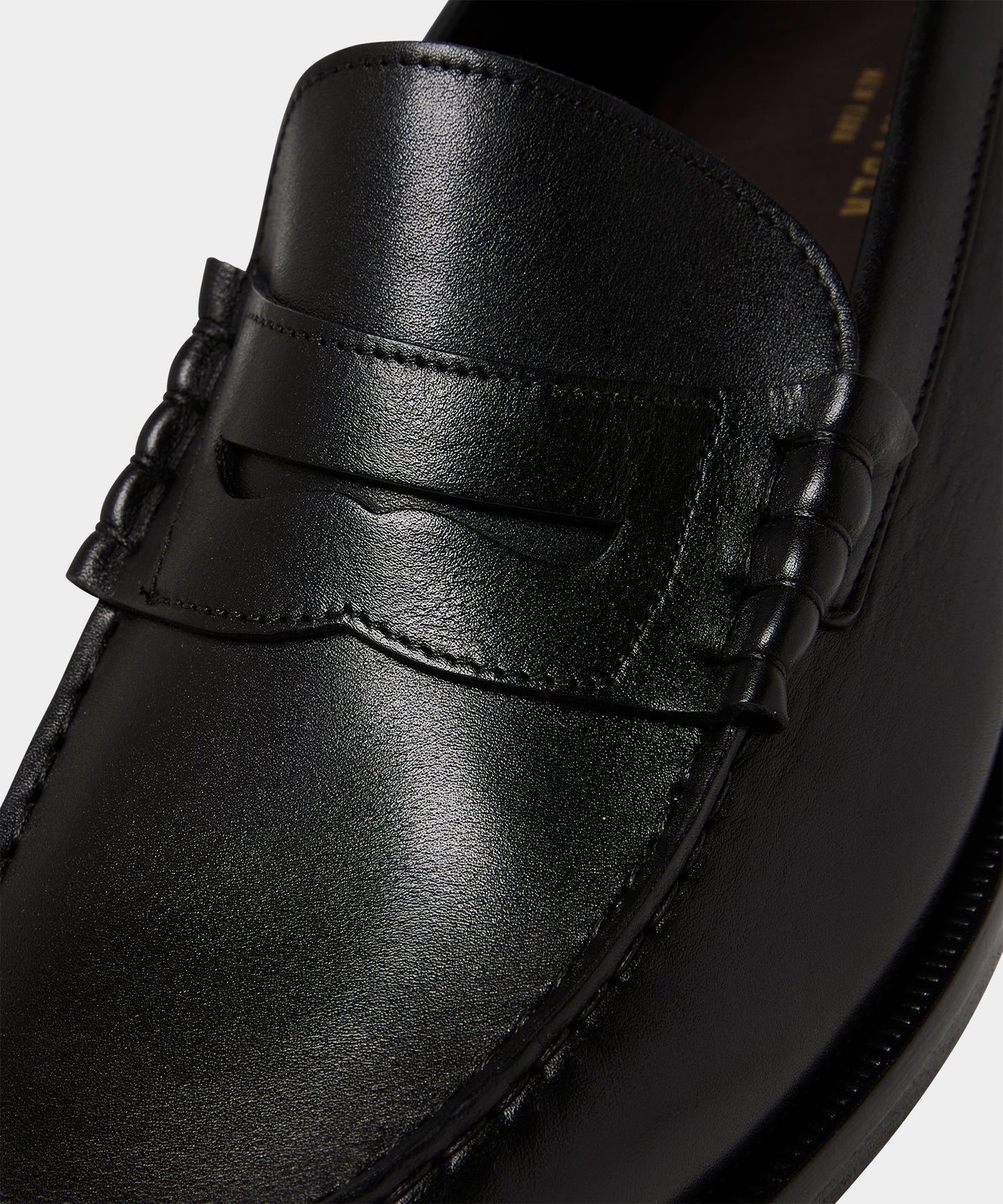 Todd Snyder Italian Leather Penny Loafer in Black Black
