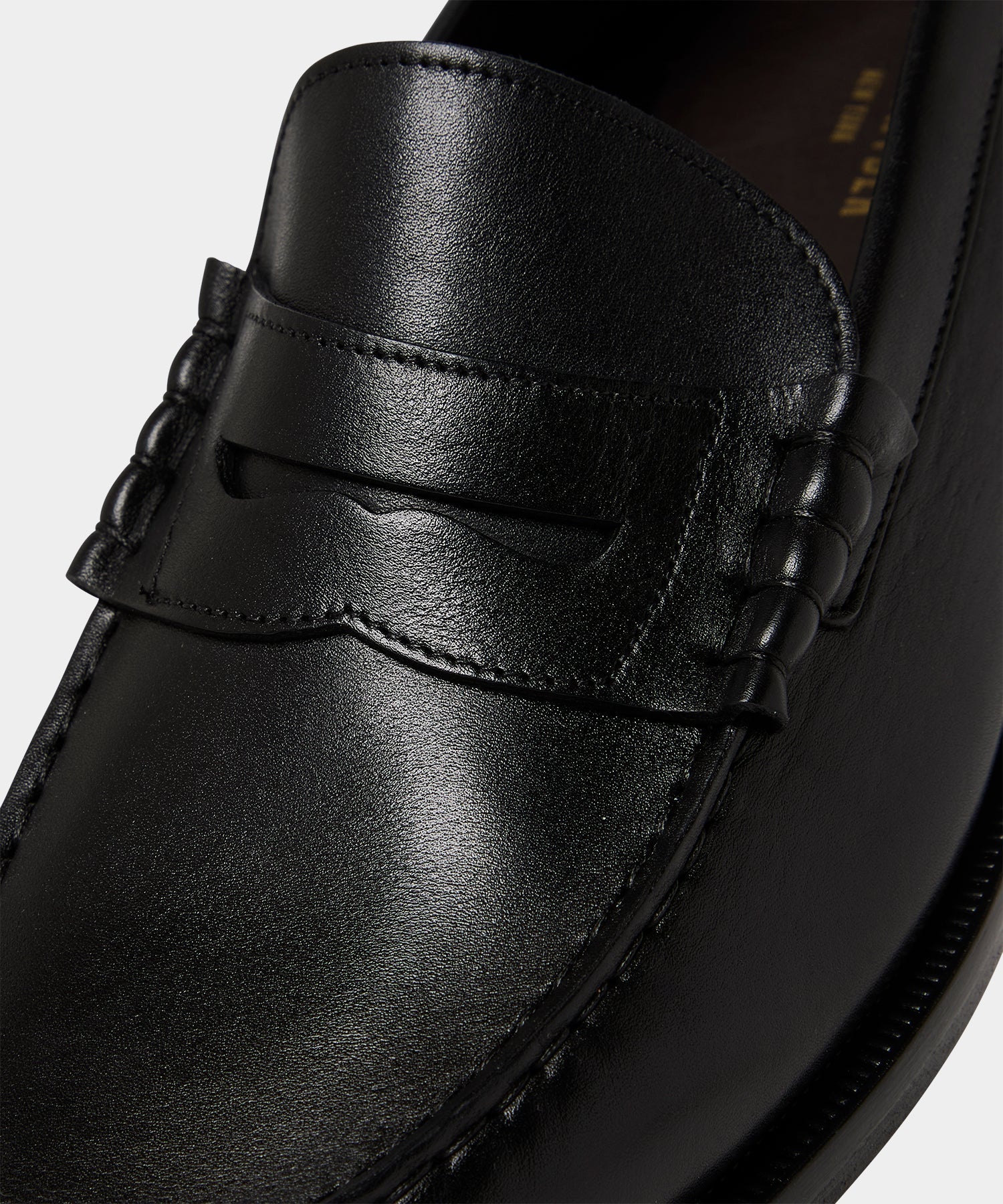 Todd Snyder Italian Leather Penny Loafer in Black Black