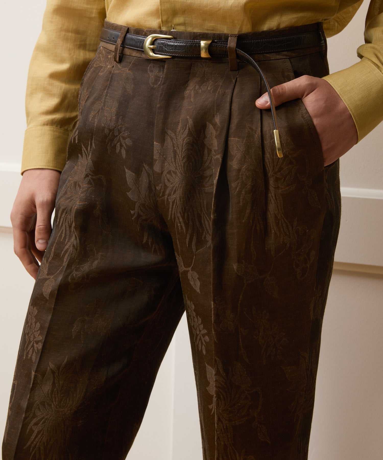 Todd Snyder Italian Linen-Cupro Wythe Trouser in Brown Floral Brown