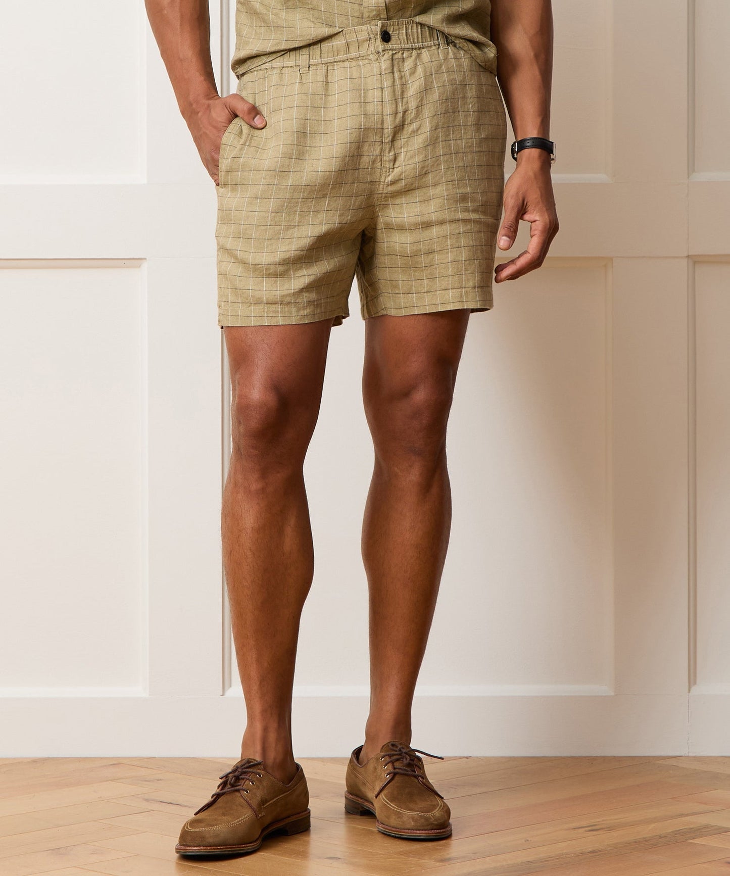 Todd Snyder 5" Linen Beachcomber Short in Light Sage Light Sage