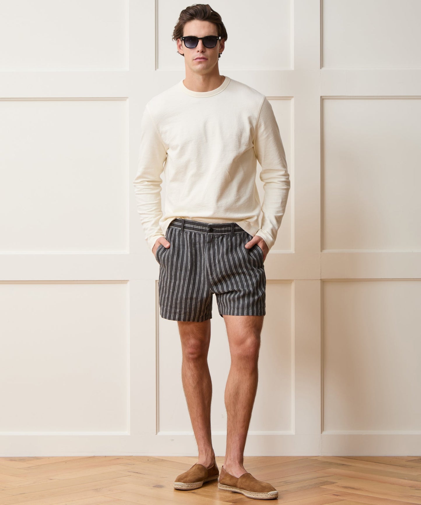 Todd Snyder 5" Linen Beachcomber Short in Black Black