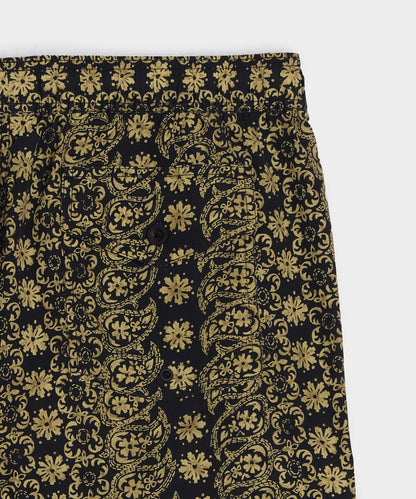 Todd Snyder 5" Montauk Swim Trunk in Black Floral Black