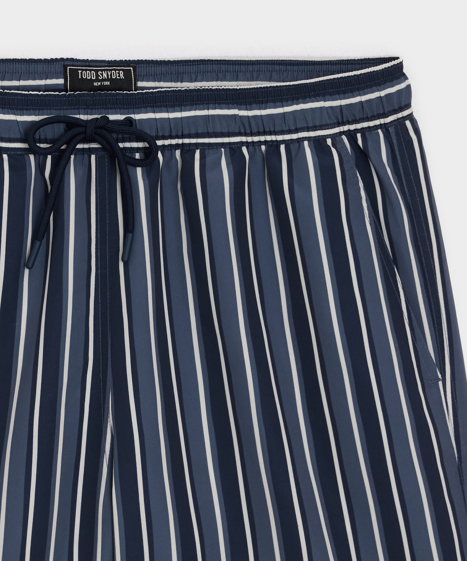 Todd Snyder 5" Montauk Swim Trunk in Navy Stripe Navy