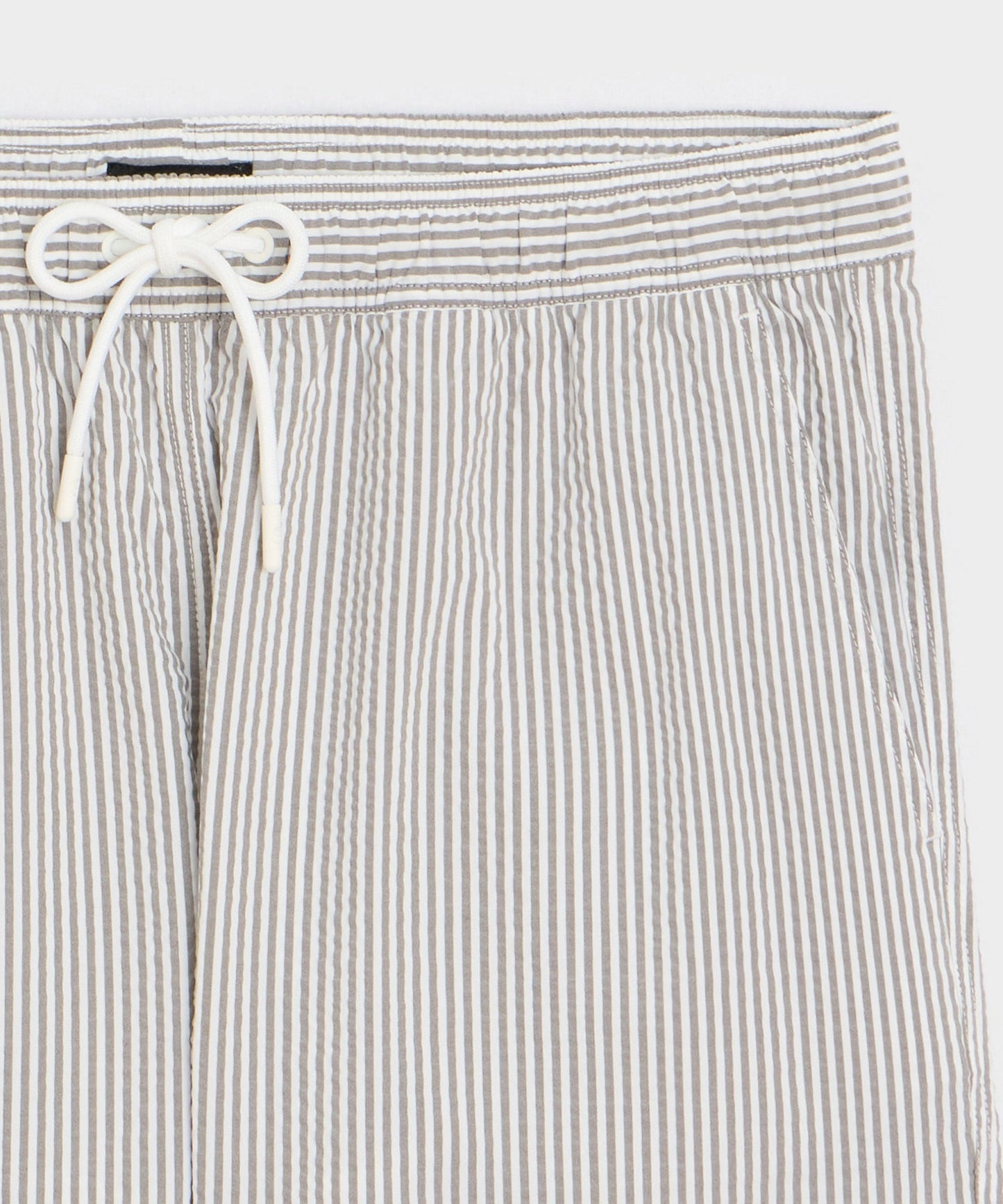 Todd Snyder 5" Seersucker Montauk Swim Trunk in Olive Drab Stripe Olive Drab
