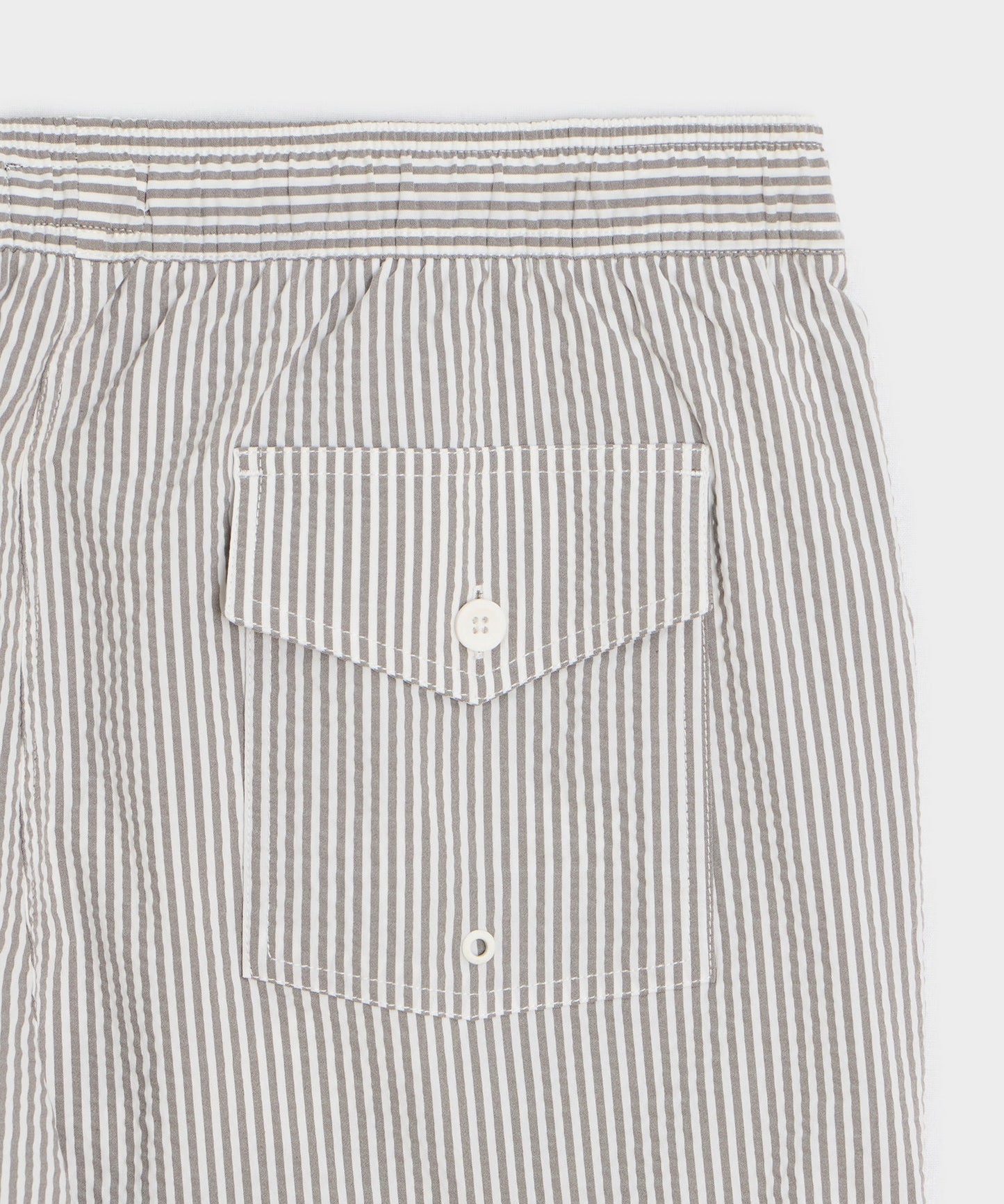 Todd Snyder 5" Seersucker Montauk Swim Trunk in Olive Drab Stripe Olive Drab