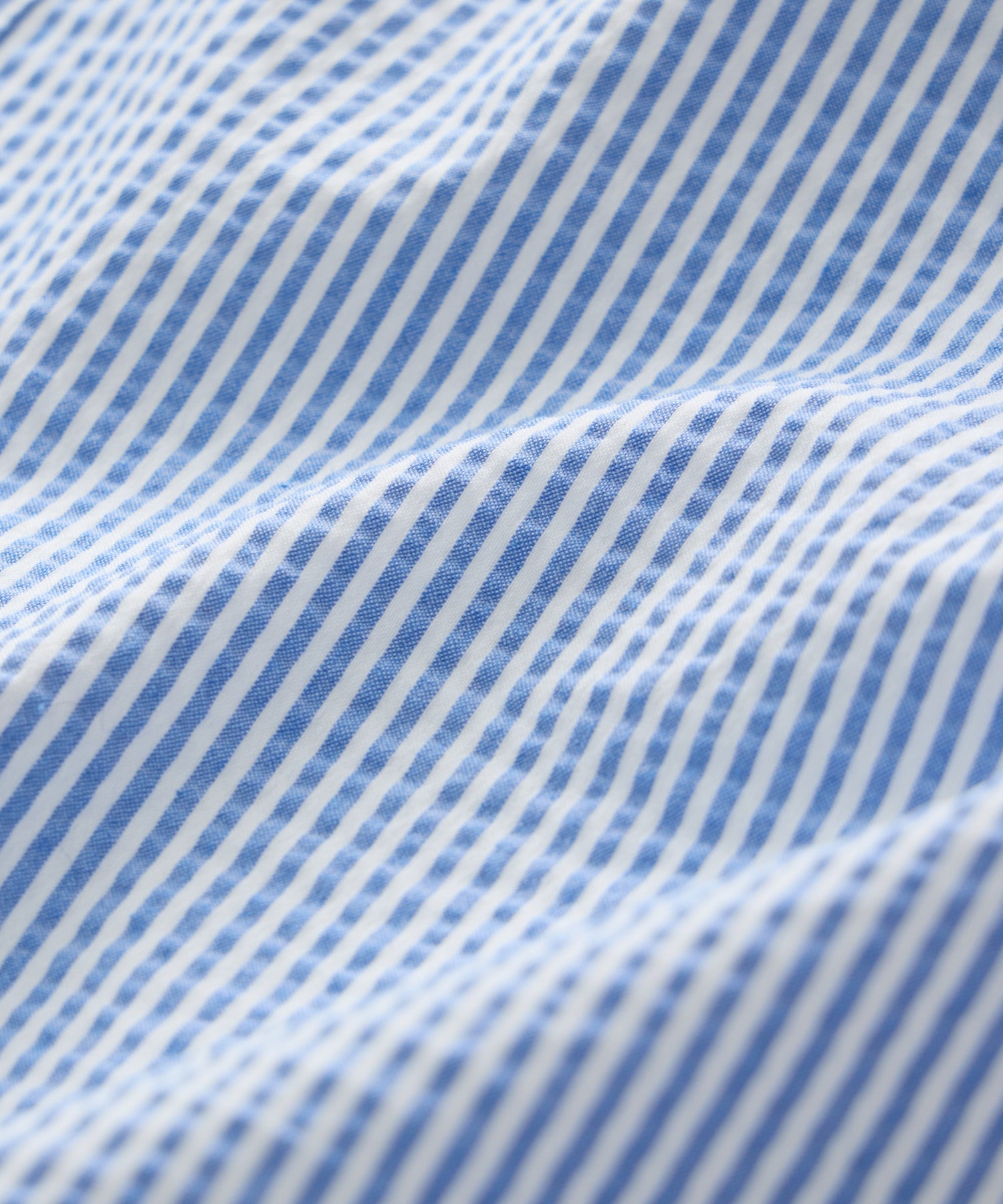 Todd Snyder 5" Seersucker Montauk Swim Trunk in Light Blue Stripe Light Blue