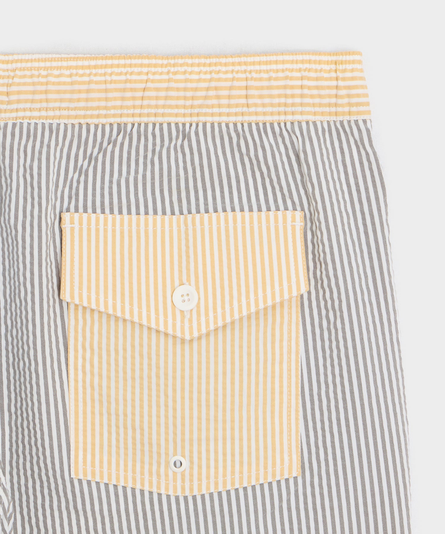 Todd Snyder 5" Seersucker Montauk Swim Trunk in Multi Stripe Multi