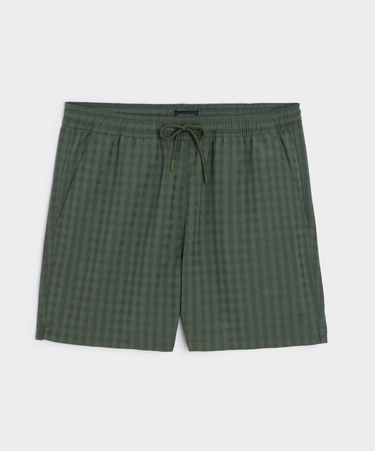 Todd Snyder 5" Seersucker Montauk Swim Trunk in Olive Olive