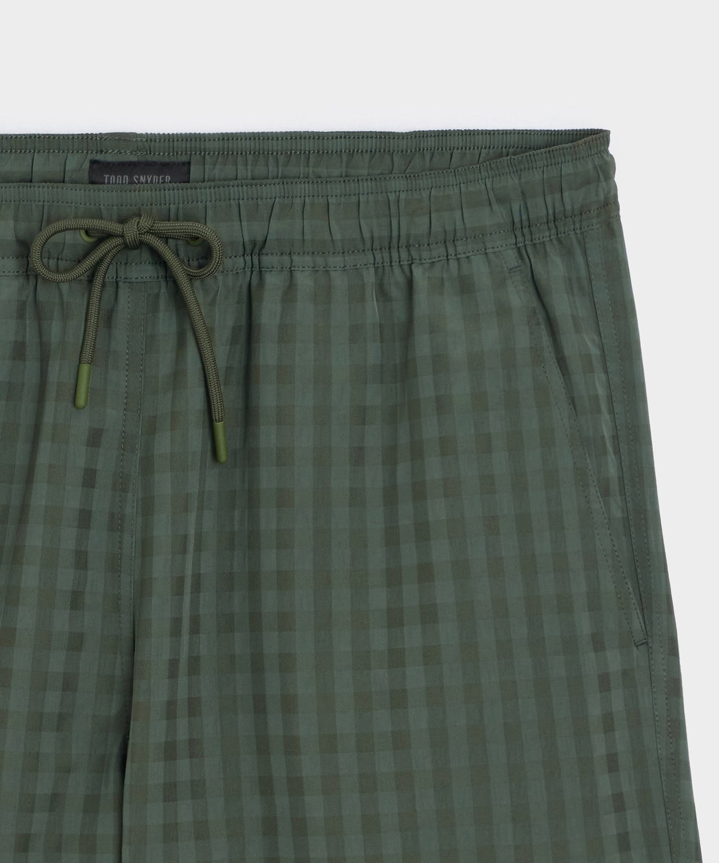 Todd Snyder 5" Seersucker Montauk Swim Trunk in Olive Olive