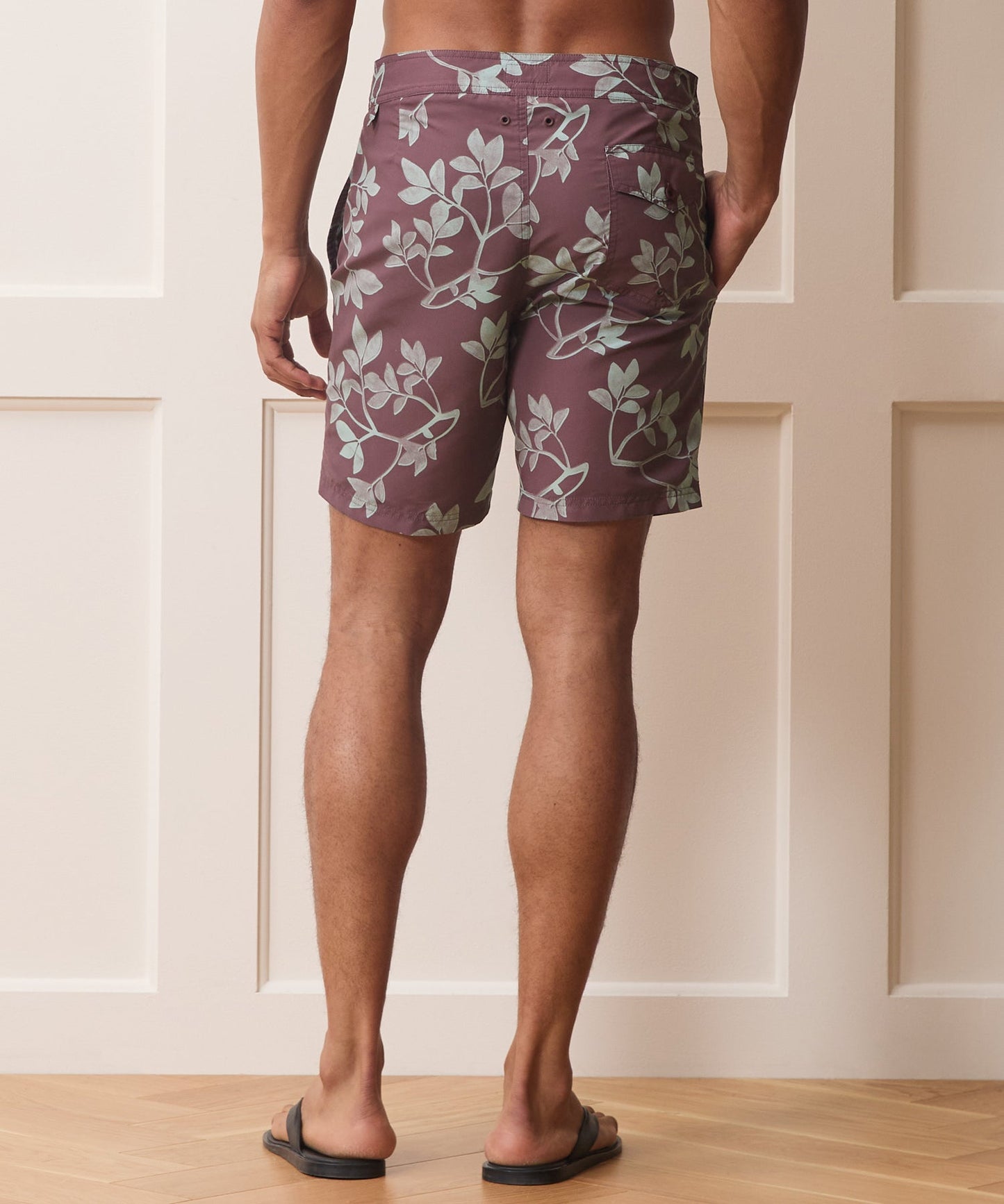 Todd Snyder 7" Boardshort in Burgundy Burgundy