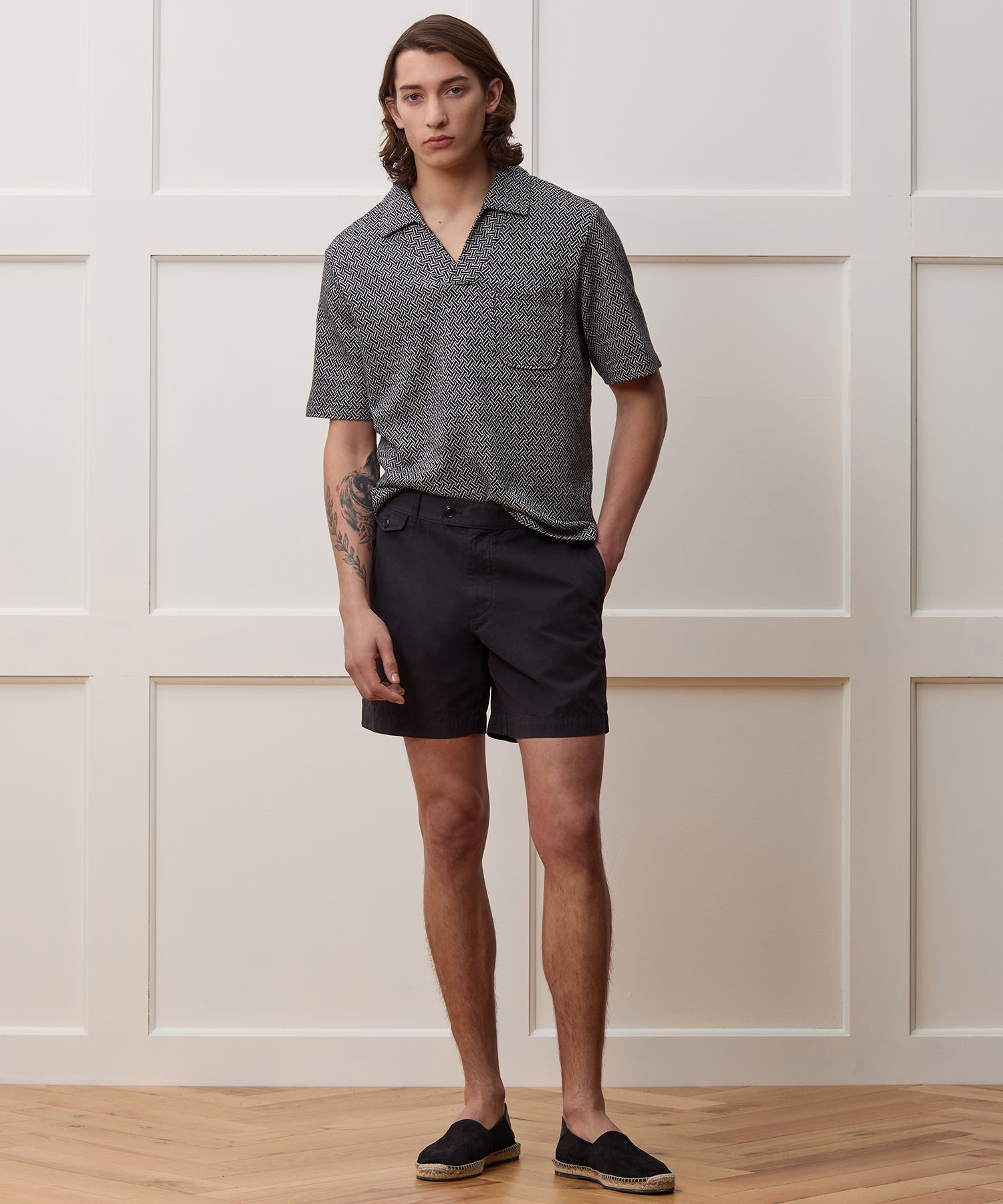 Todd Snyder 7" Chino Hudson Short in Black Black