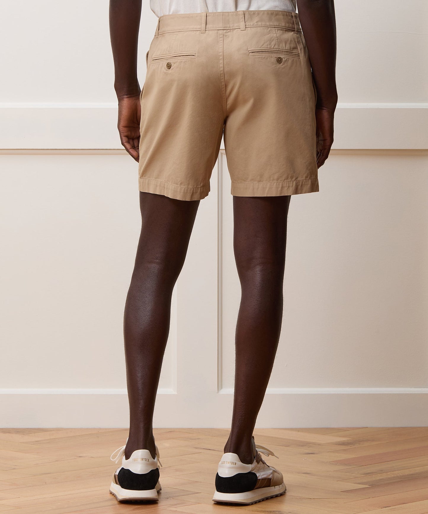 Todd Snyder 7" Chino Hudson Short in Sand Sand