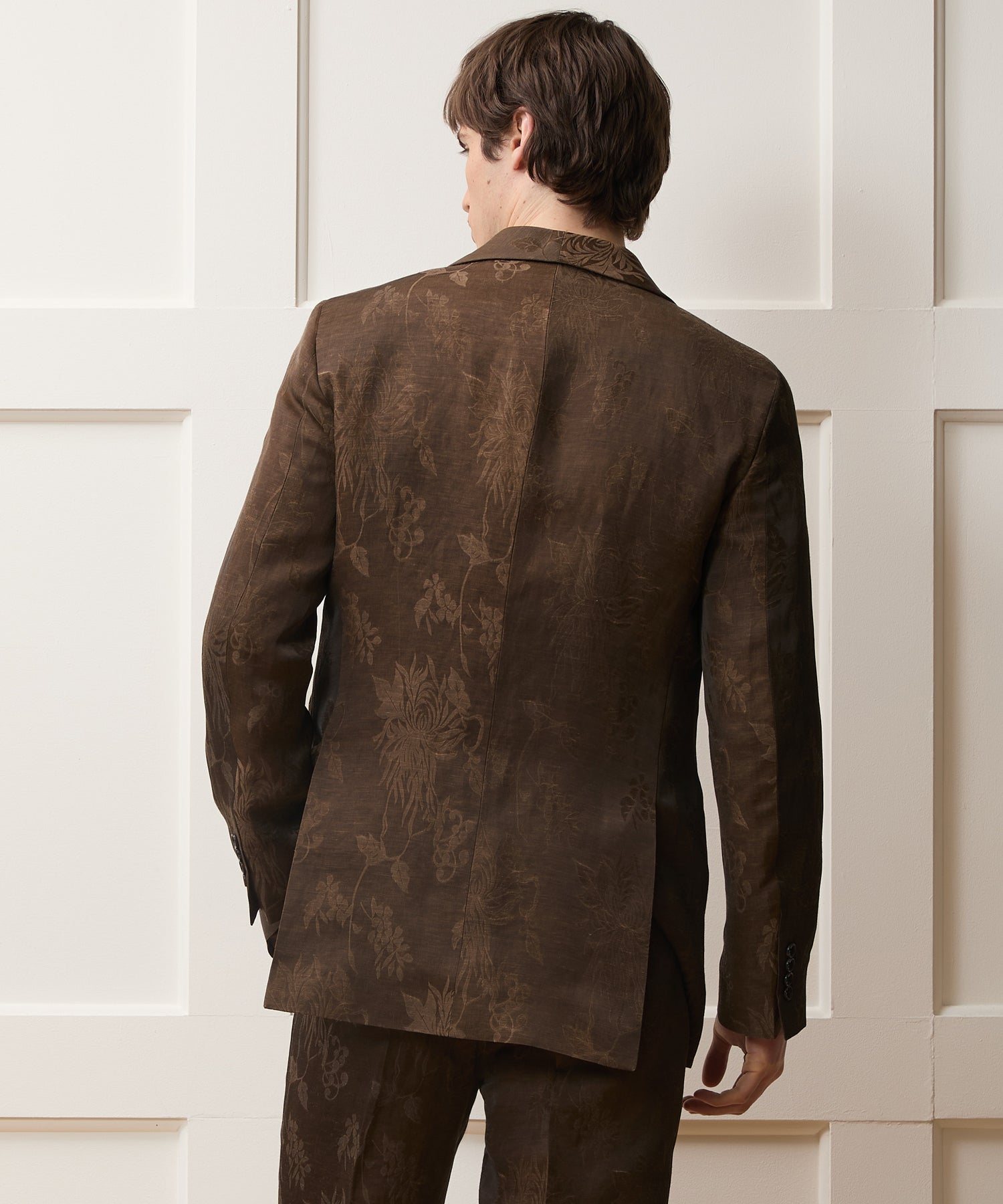 Todd Snyder Italian Linen-Cupro Dayshawl Jacket in Brown Floral Brown