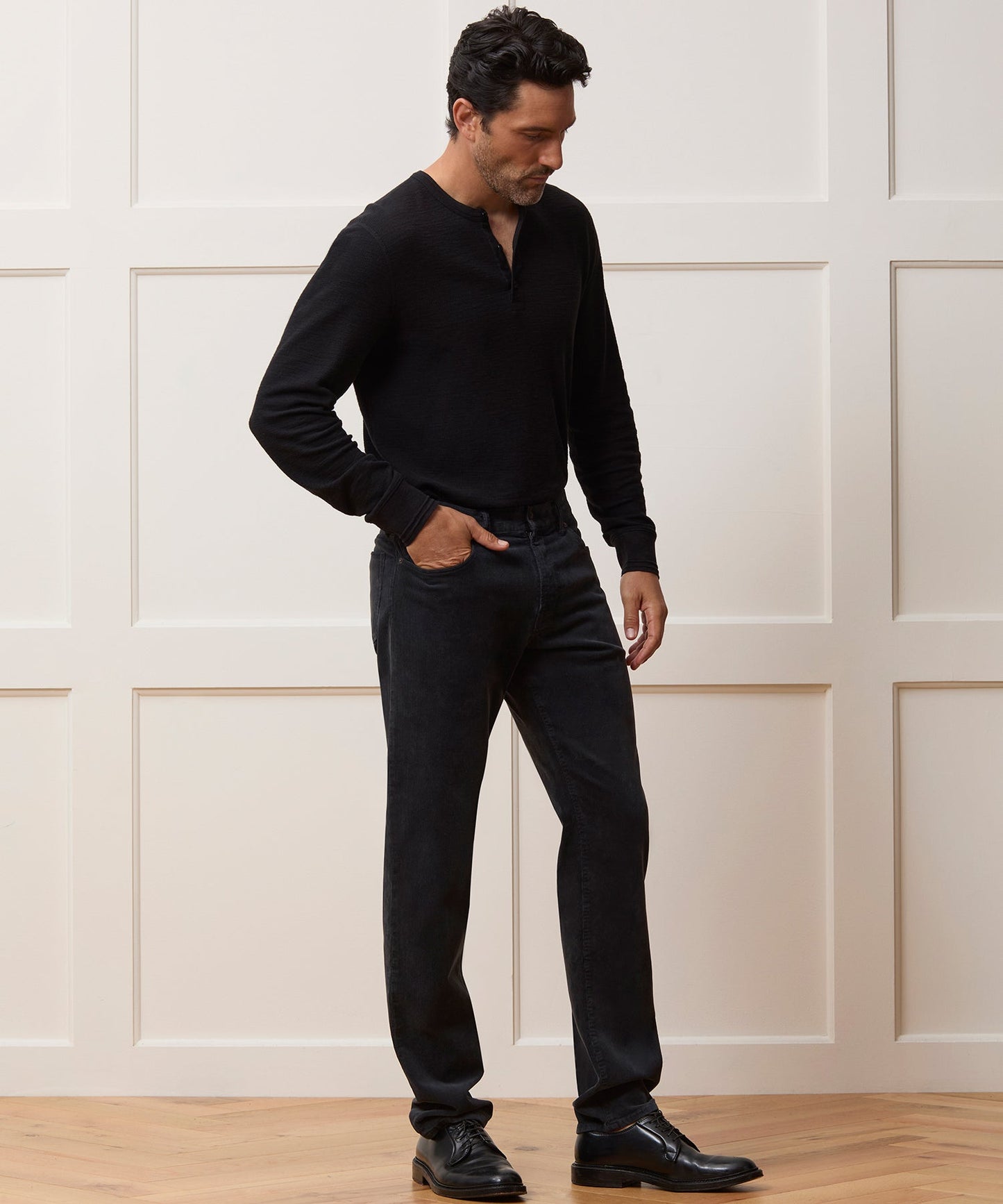 Todd Snyder Lightweight Mini Waffle Henley in Blacktop Blacktop