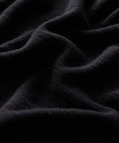 Todd Snyder Lightweight Mini Waffle Henley in Blacktop Blacktop