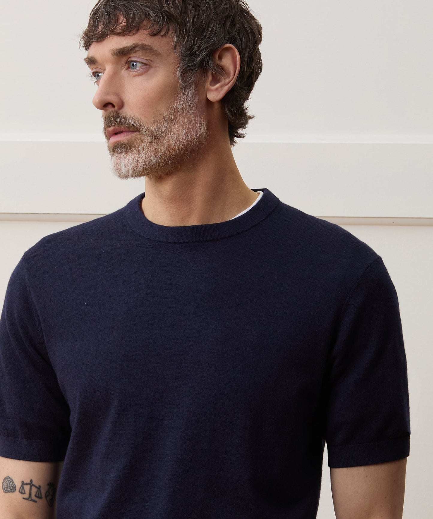 Todd Snyder Silk-Cashmere Sweater Tee in Navy Navy