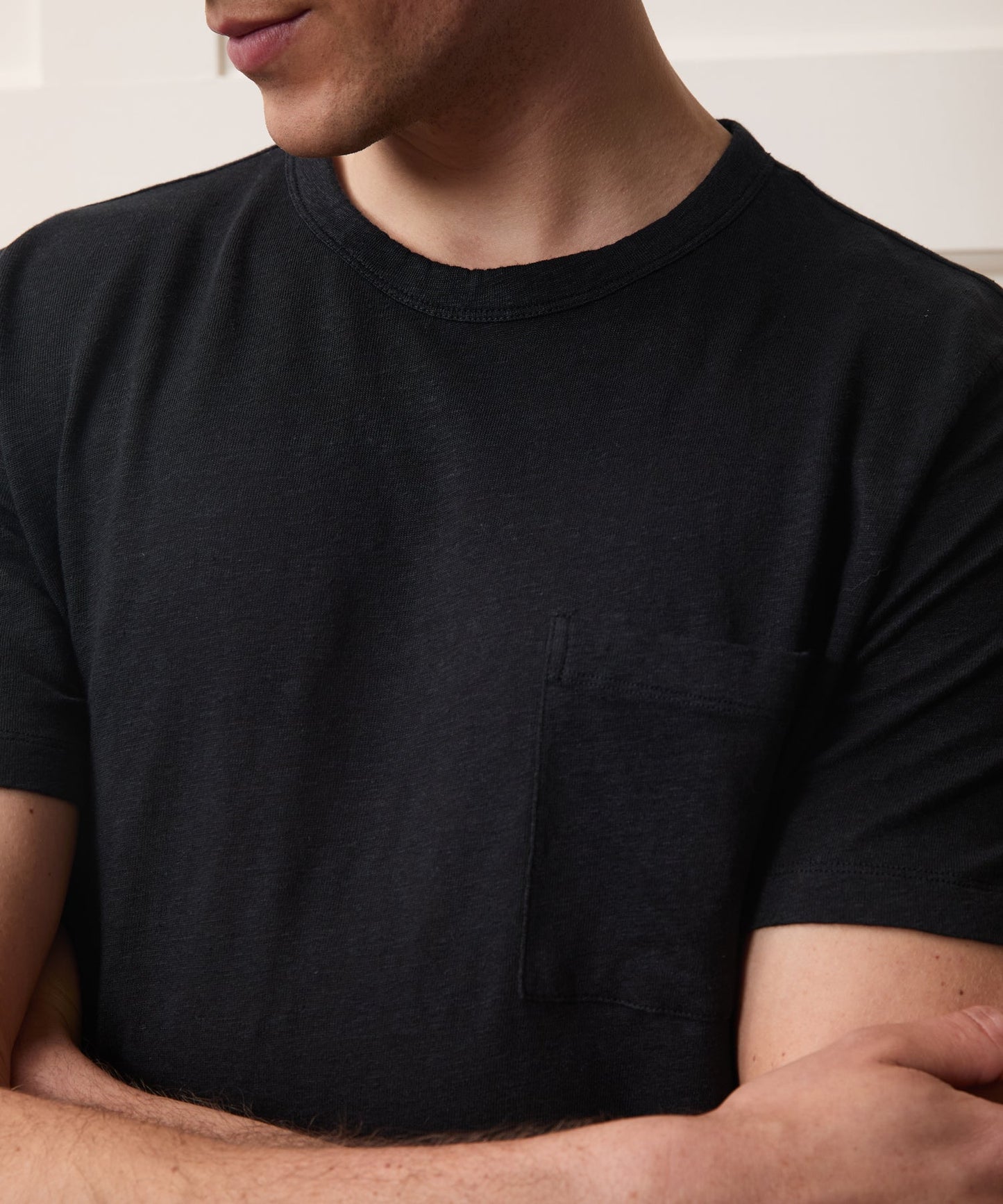 Todd Snyder Linen Pocket Tee in Blacktop Blacktop