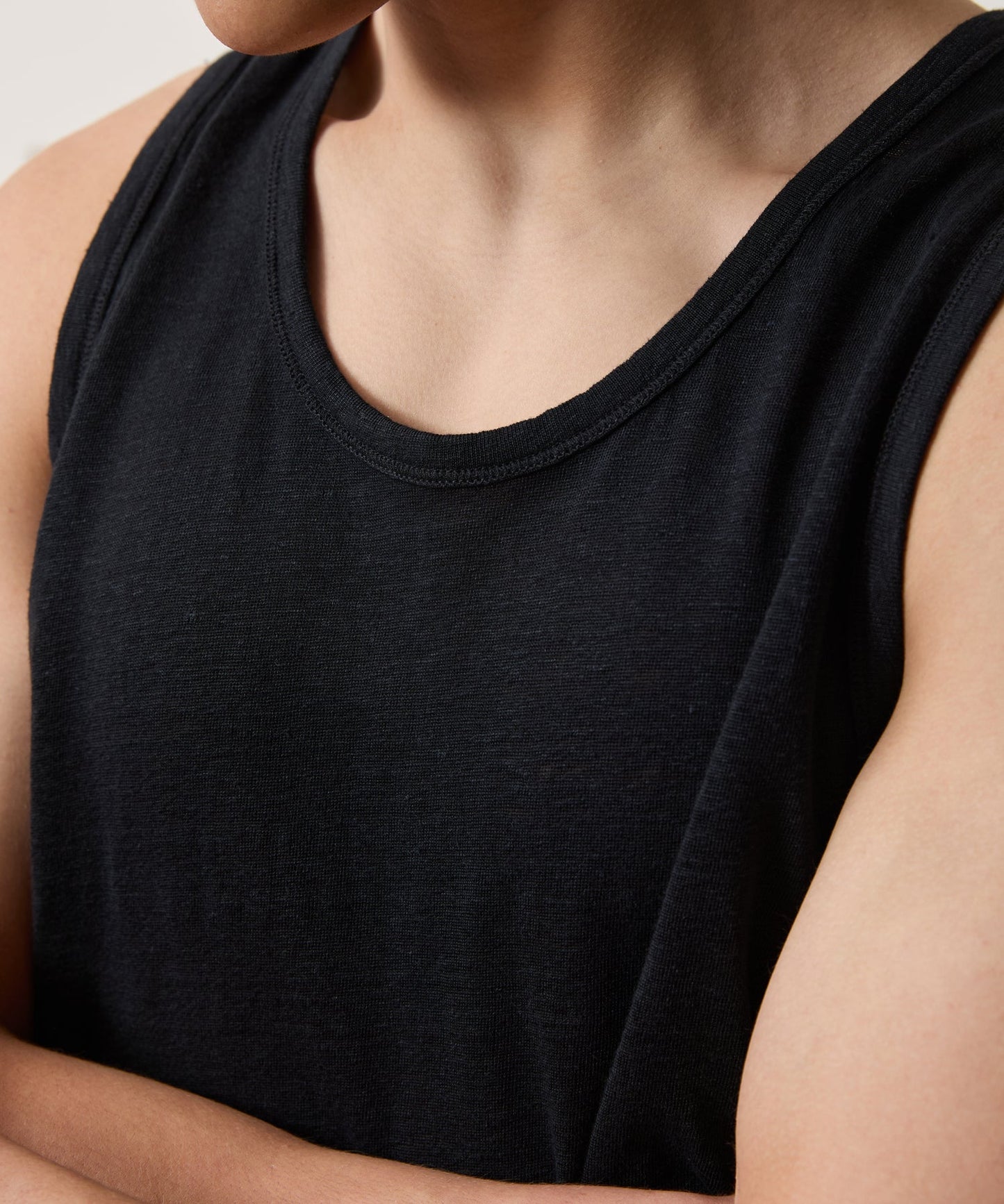 Todd Snyder Linen Tank Top in Blacktop Blacktop