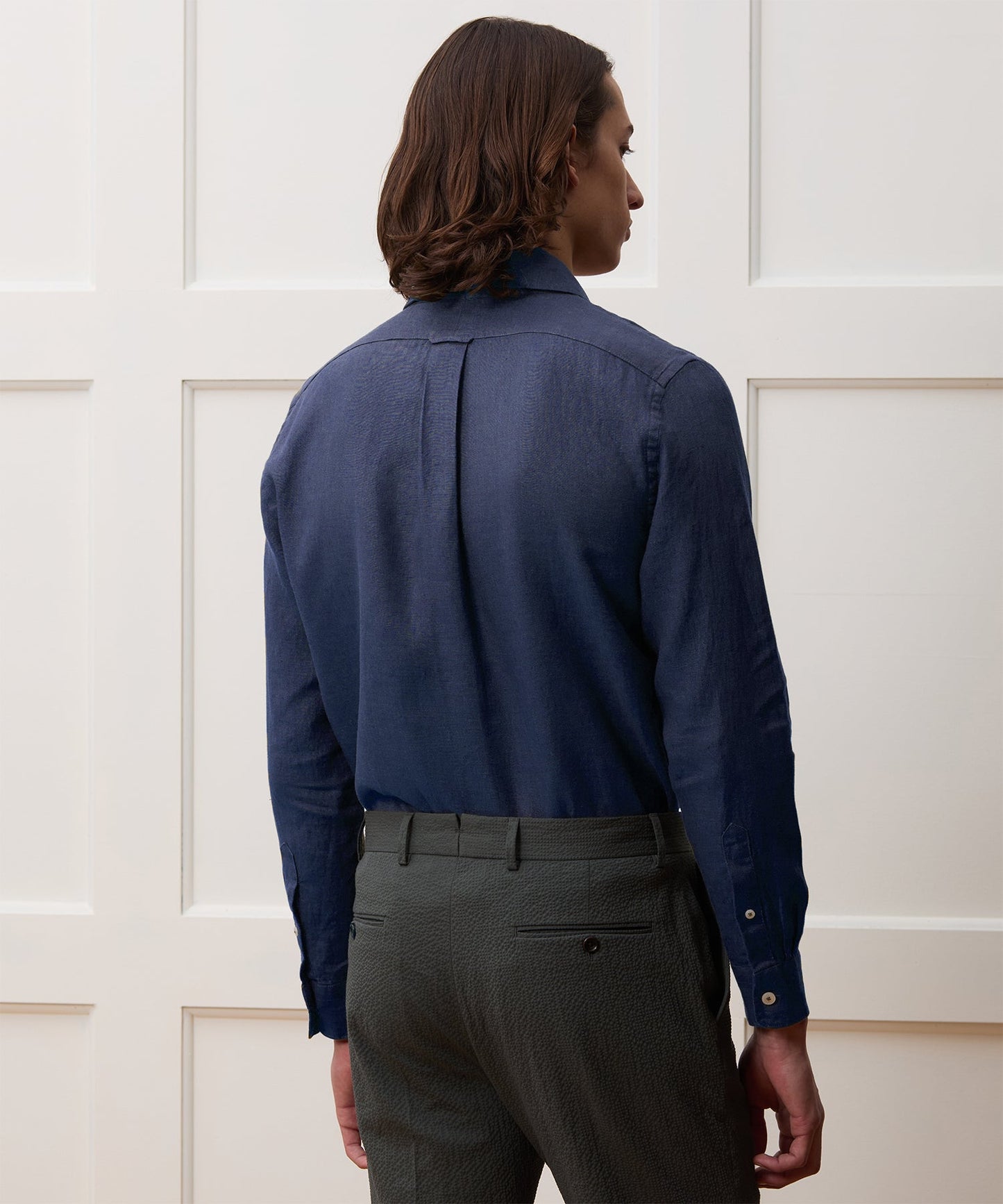 Todd Snyder Slim Sea Soft Irish Linen Point Collar Shirt in Navy Navy