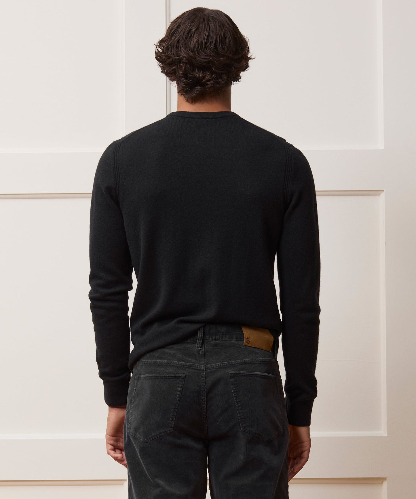 Todd Snyder Cashmere Crewneck in Black Black