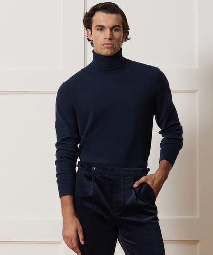 Todd Snyder Cashmere Turtleneck in Navy Navy