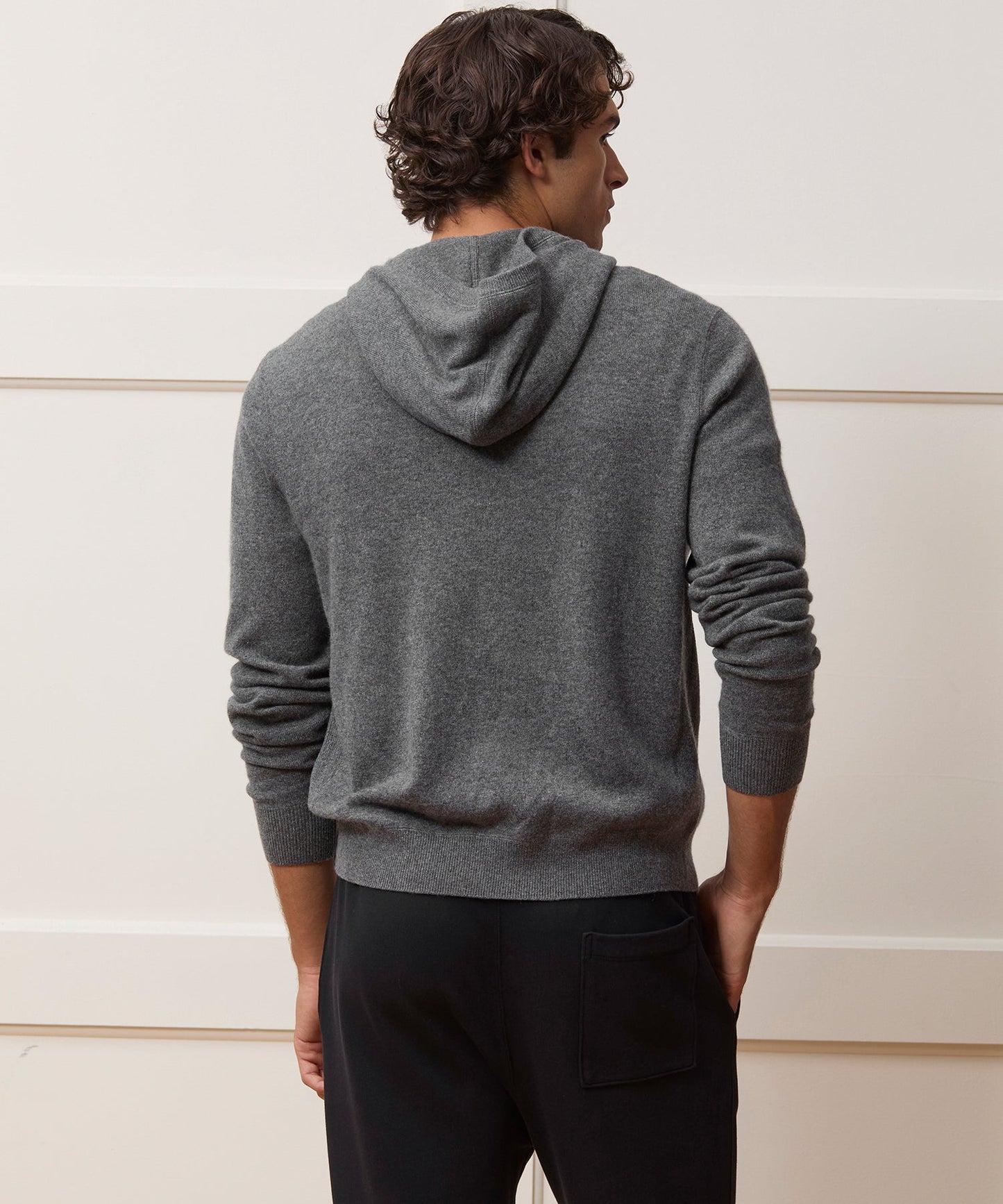 Todd Snyder Midweight Cashmere Full-Zip in Charcoal Charcoal