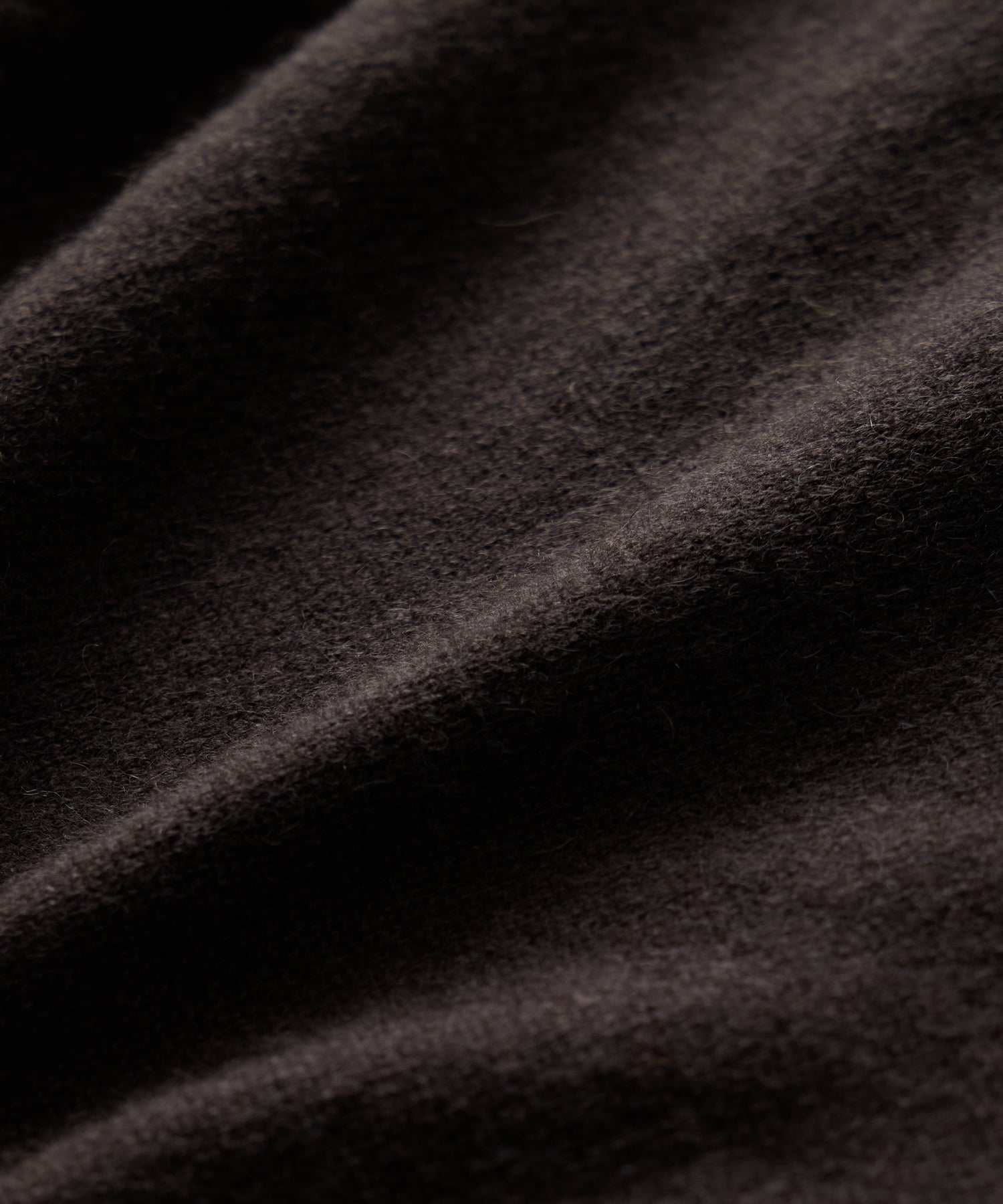 Todd Snyder Midweight Cashmere Crewneck in Espresso Bean Espresso Bean
