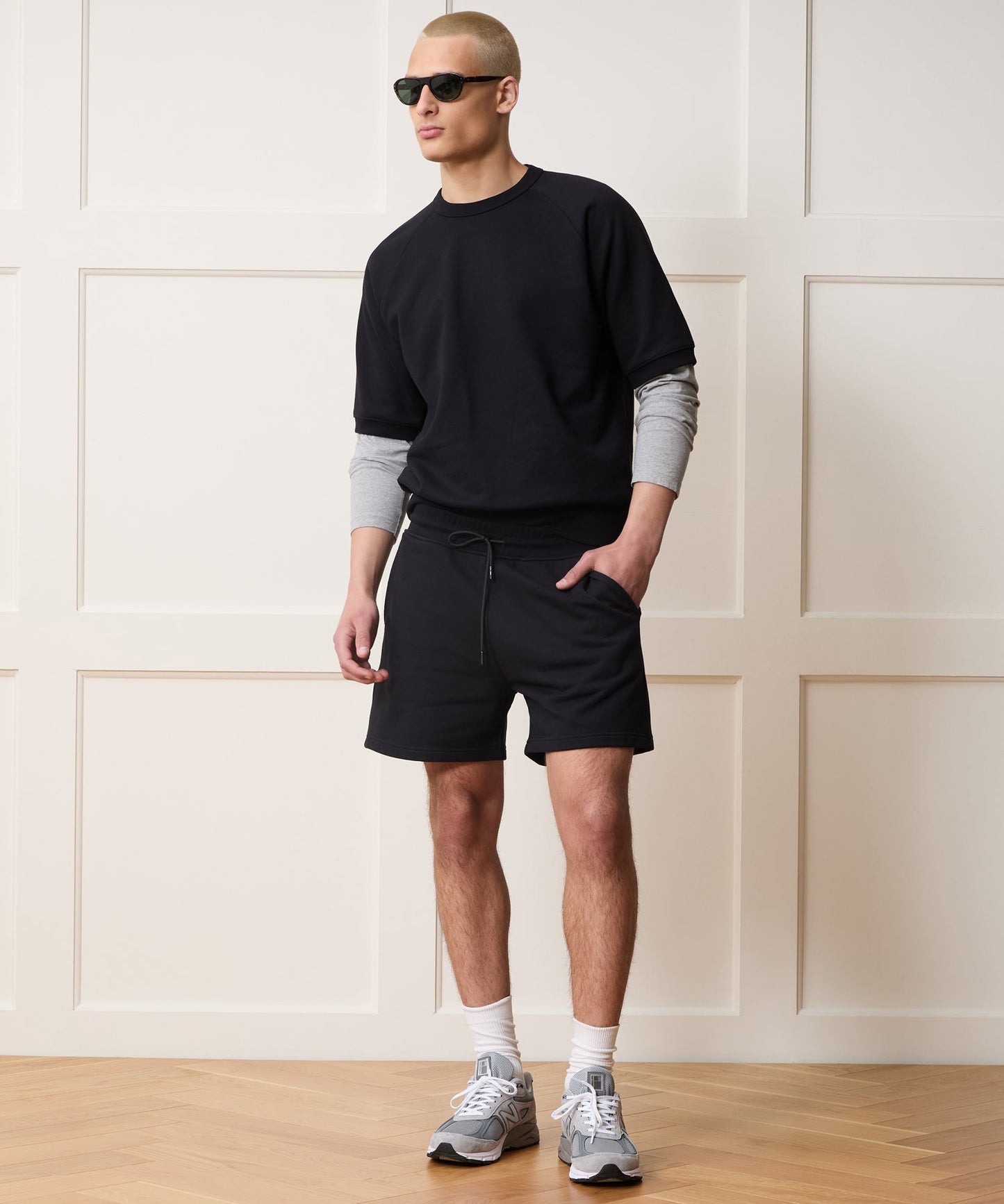 Todd Snyder Foundation Short-Sleeve Sweatshirt in Pitch Black Pitch Black