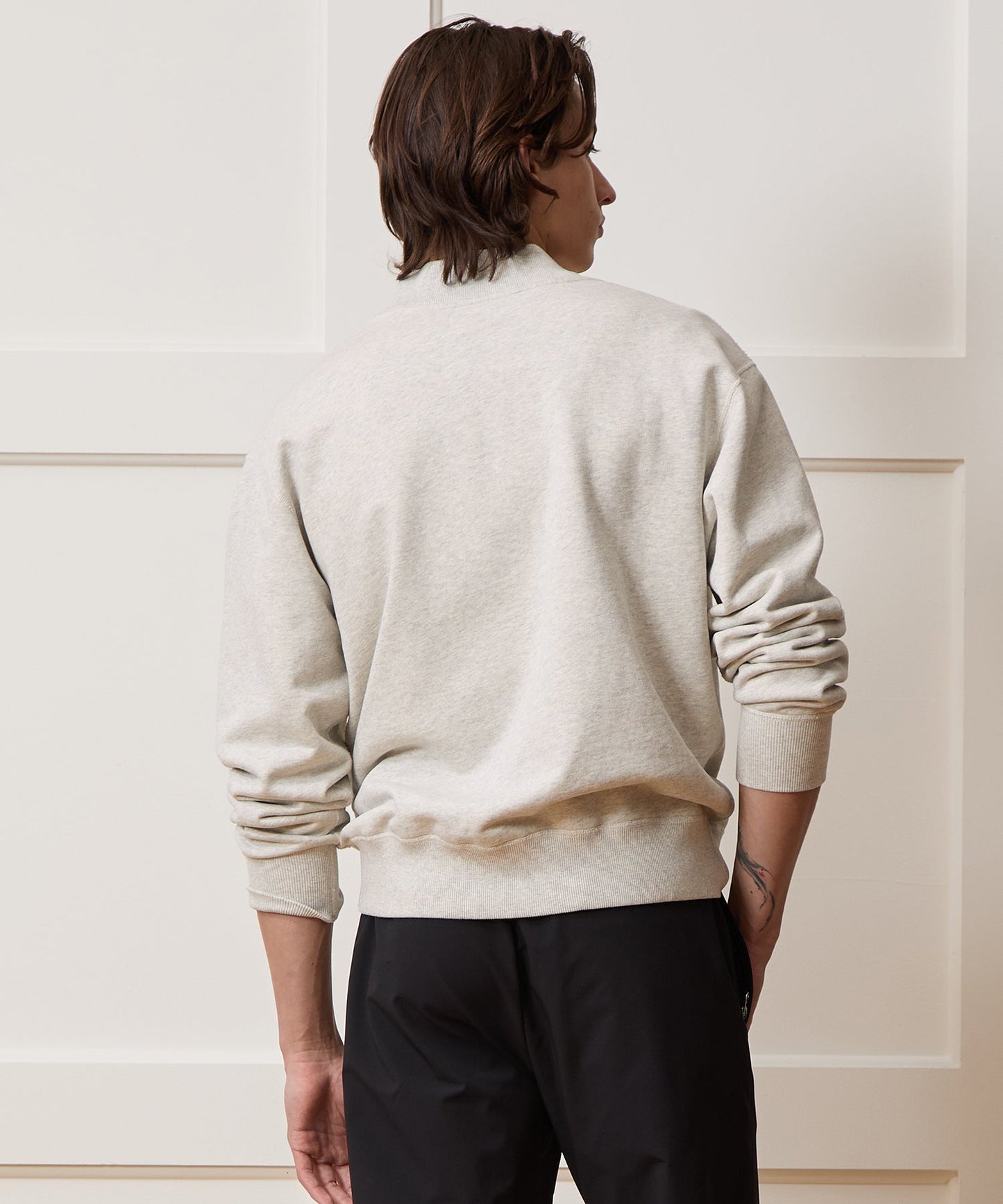 Todd Snyder Soho V-Neck Sweatshirt in Heather Beige Heather Beige